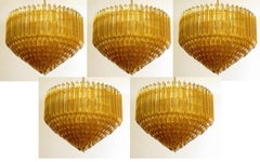 Set Cinque Lampadari Quadriedri in Vetro di Murano, 265 Prisma Ambra, Montatura Oro