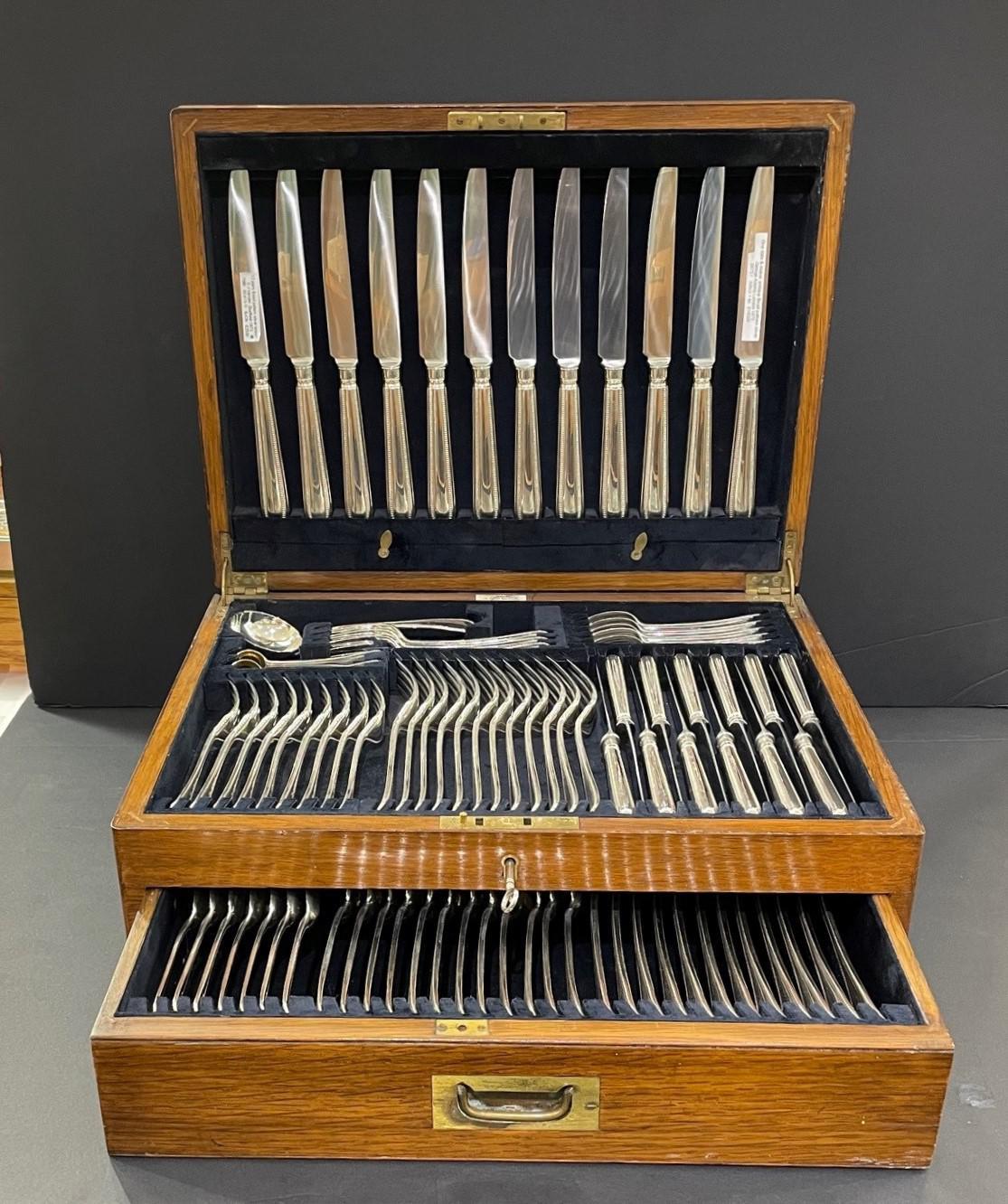 Set for 12 One Date & Maker Antique Bead Pattern Silver Cutlery For Sale 4
