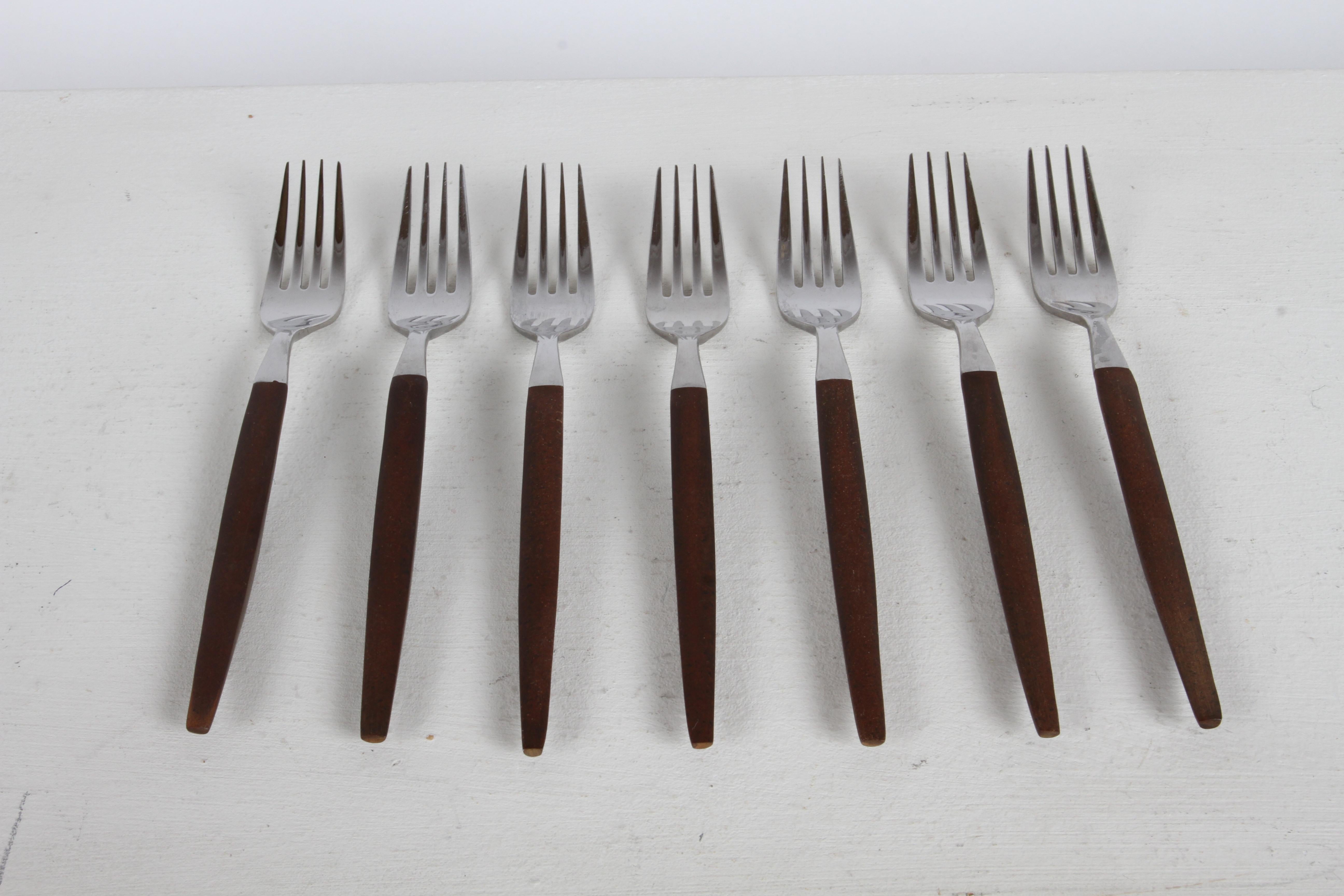 Set for 8 EKCO Eterna 
