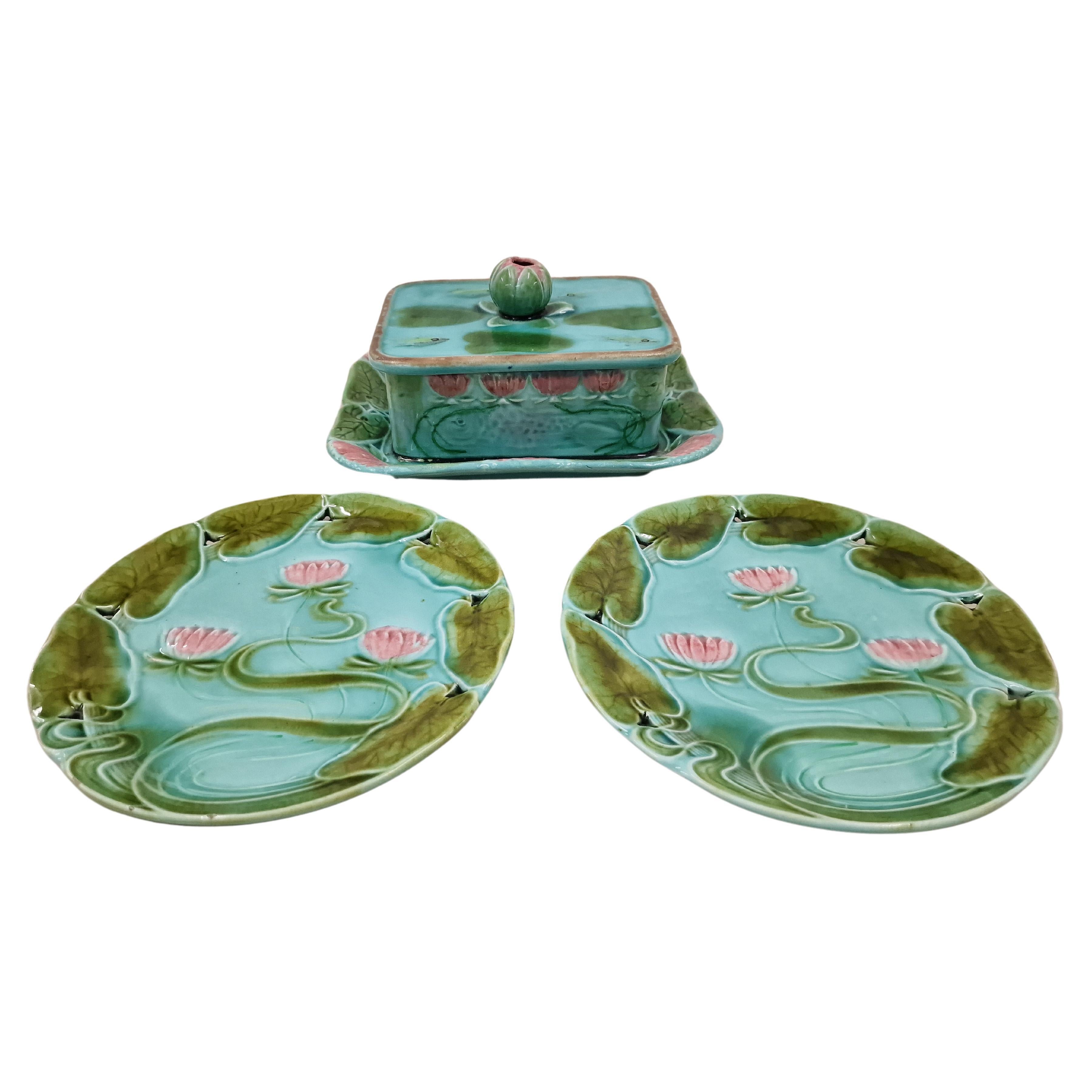 Set for two butter box dish & two plates, fish, Art Nouveau ceramic 1910 Austria For Sale