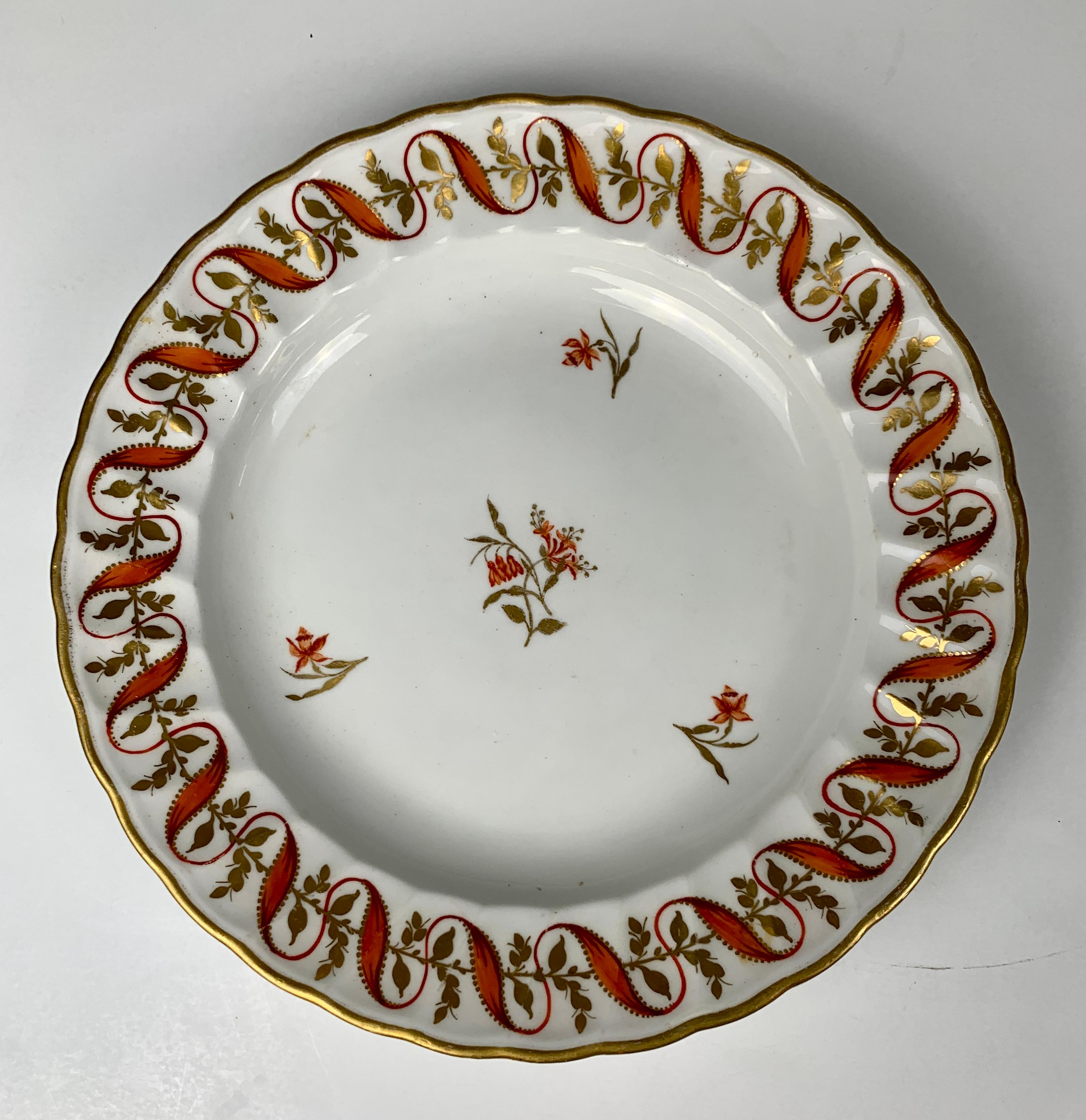 English Set Four Antique Porcelain Dishes Hand-Painted 18th Century England, circa 1790 For Sale