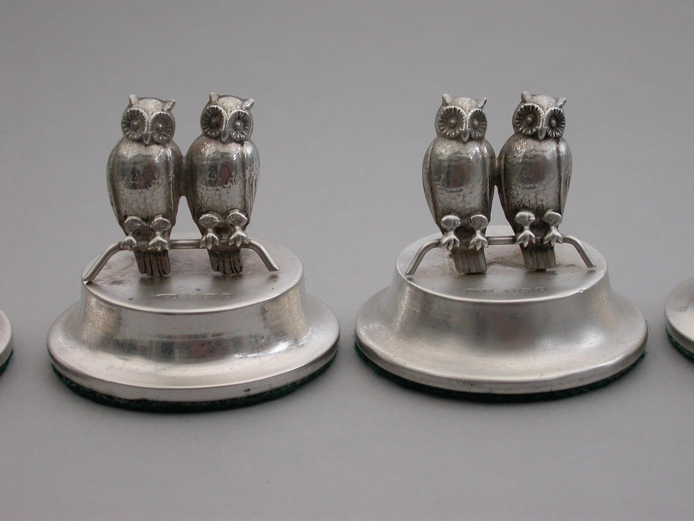Set Four Edwardian Silver Owls Menu Holders, by Levi & Salaman 1906-1907 In Good Condition For Sale In Sittingbourne, Kent