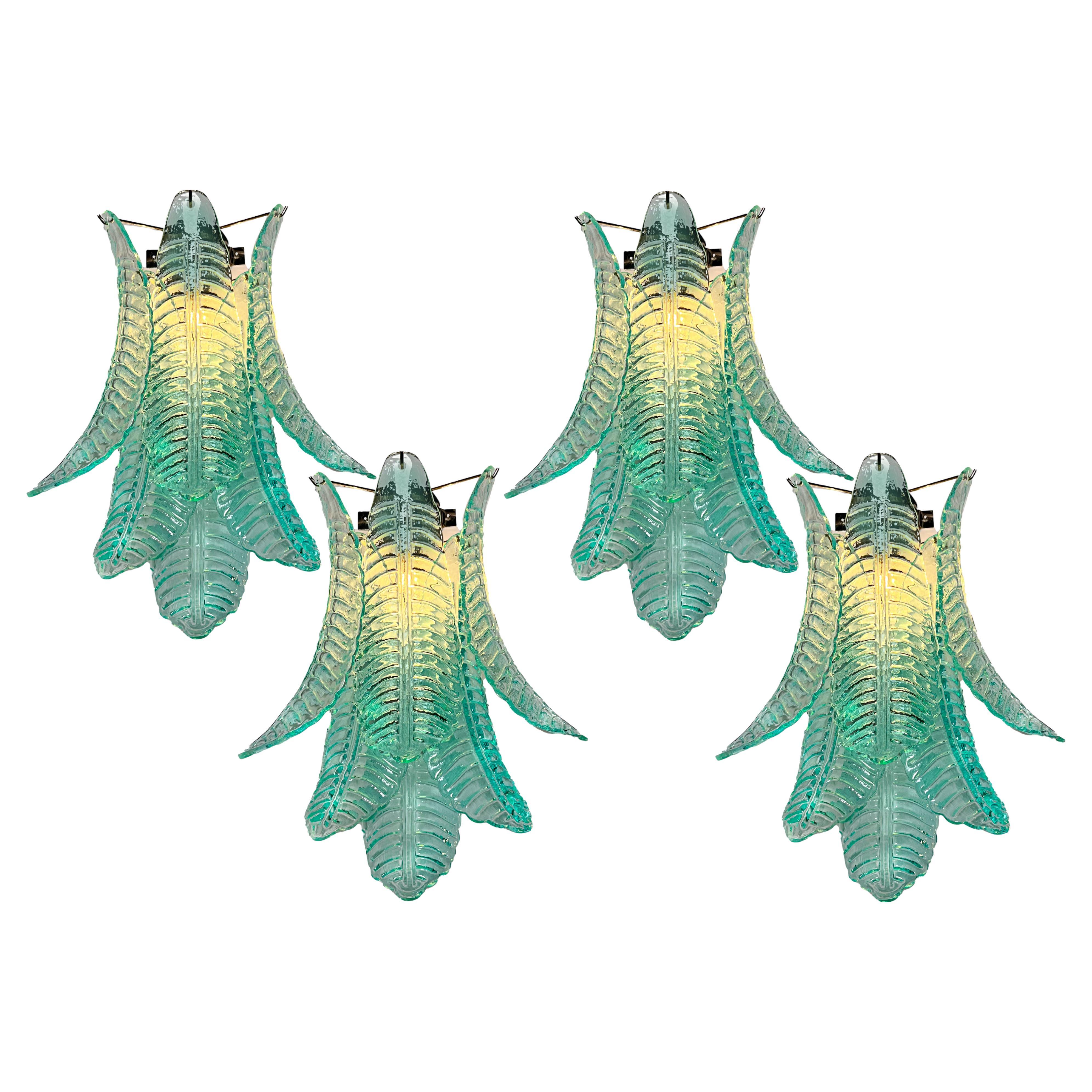 Ensemble de quatre appliques italiennes Murano