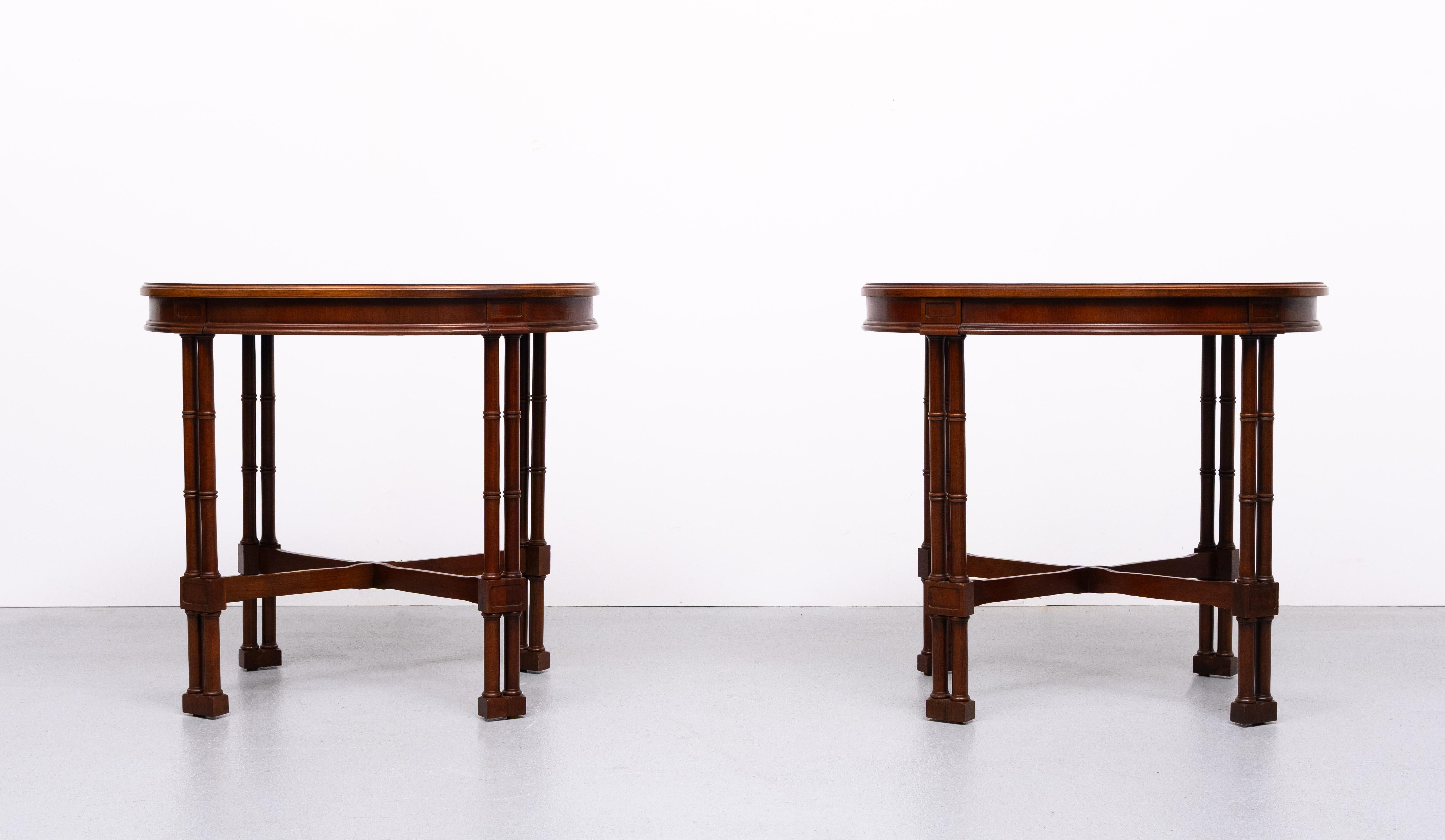 Beathiful set of Georgian sofa tables or end tables . Oval shaped .
solid Nutwood . Very good quality Tables . Nice patine . 
