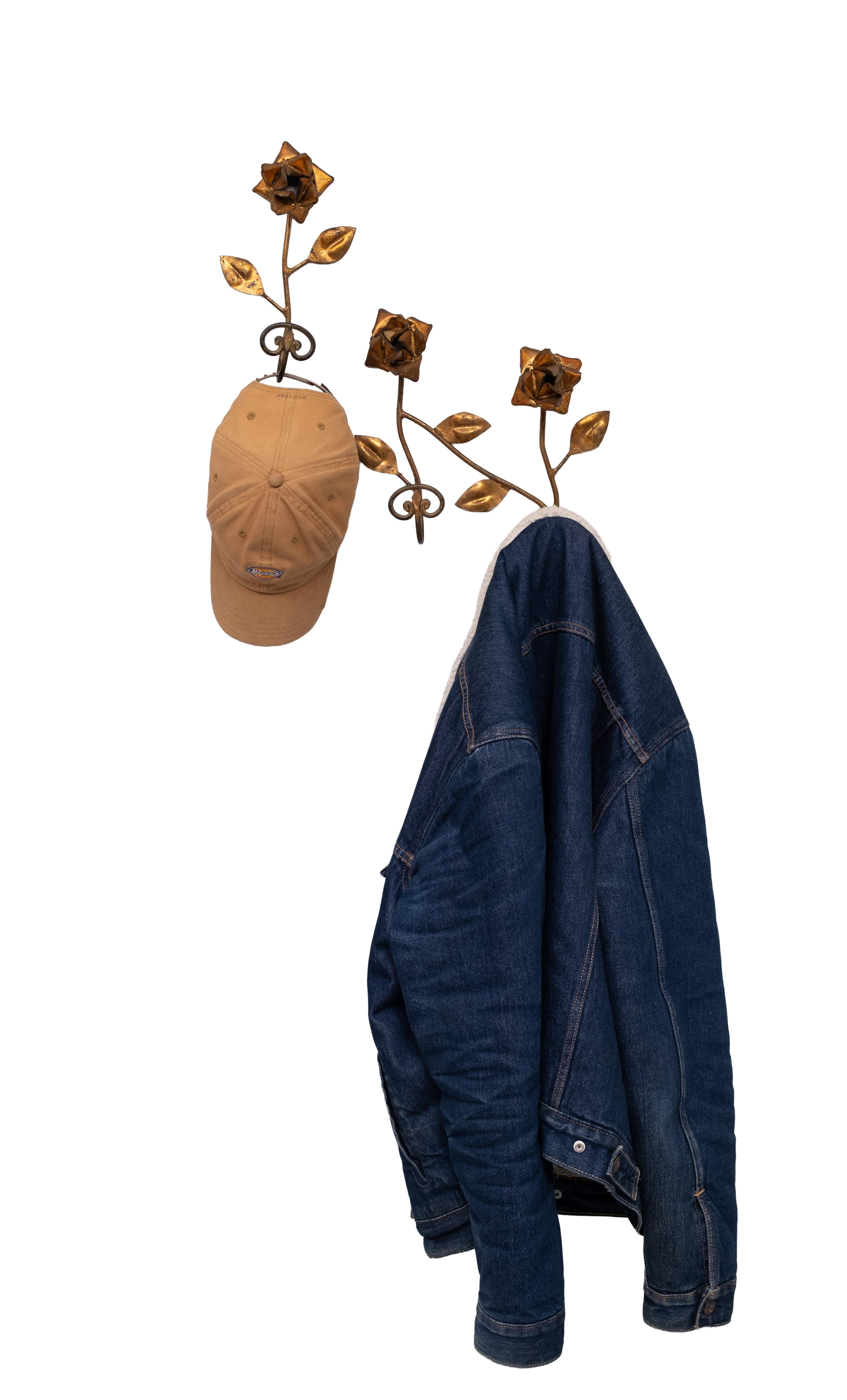 set Appendiabiti da parete in metallo dorato 1950 Francia in vendita 5