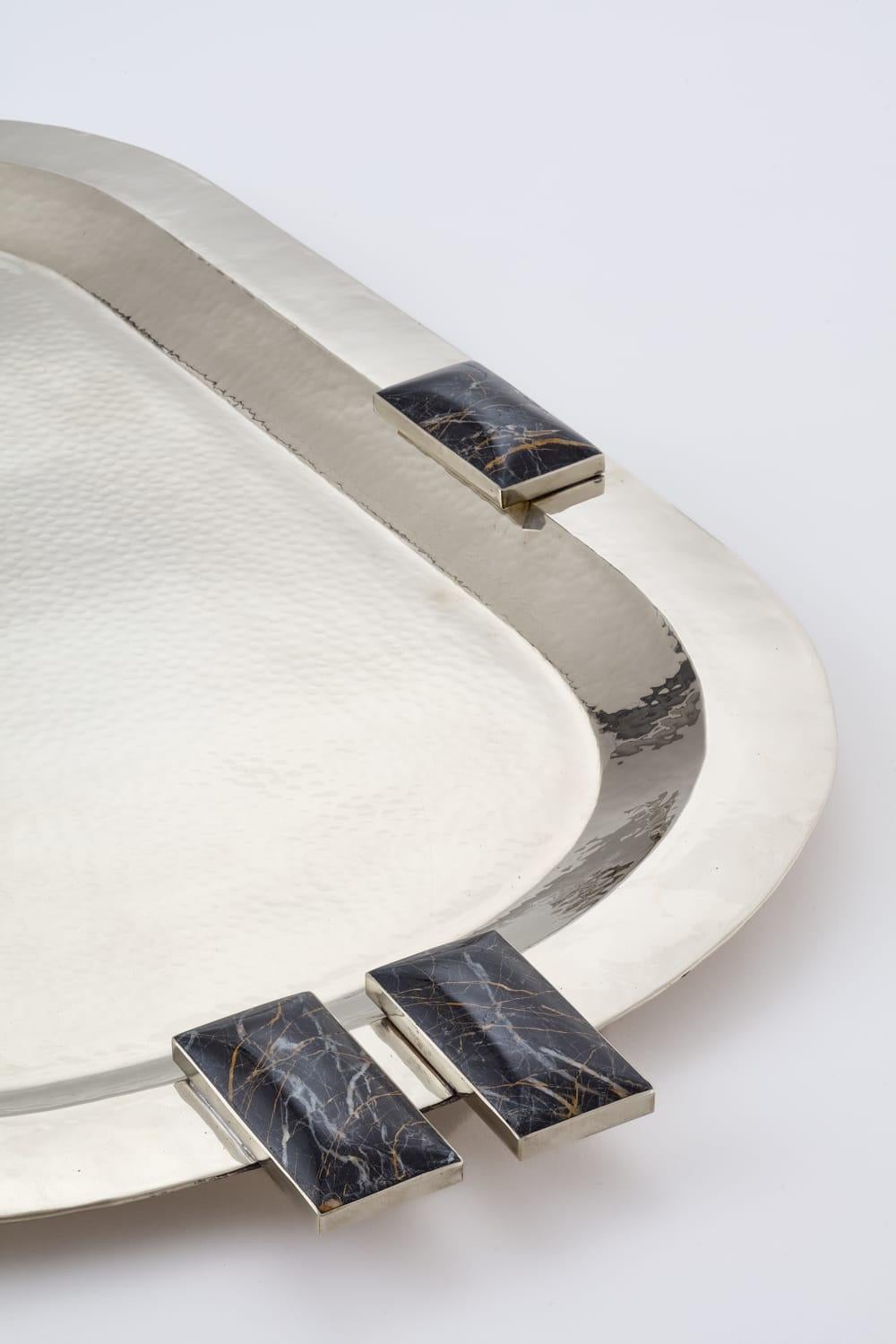 South American SET Glaciar Silver Alpaca,  Black Onyx Stone Medium & Large Bar Tray For Sale