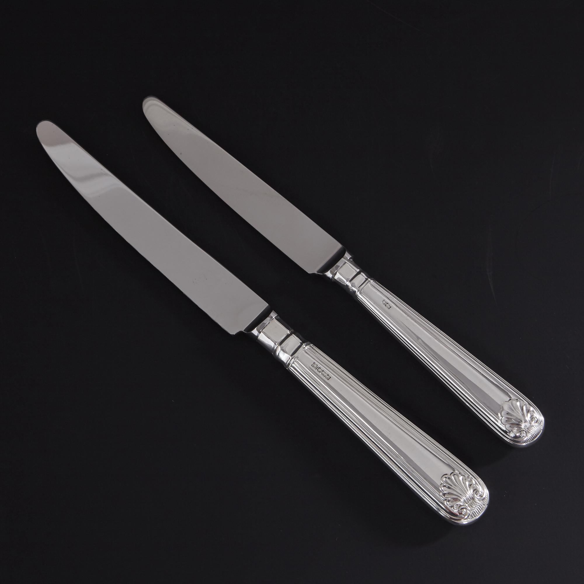 British Set hand-forged Fiddle Thread & Shell silver cutlery for 12 For Sale