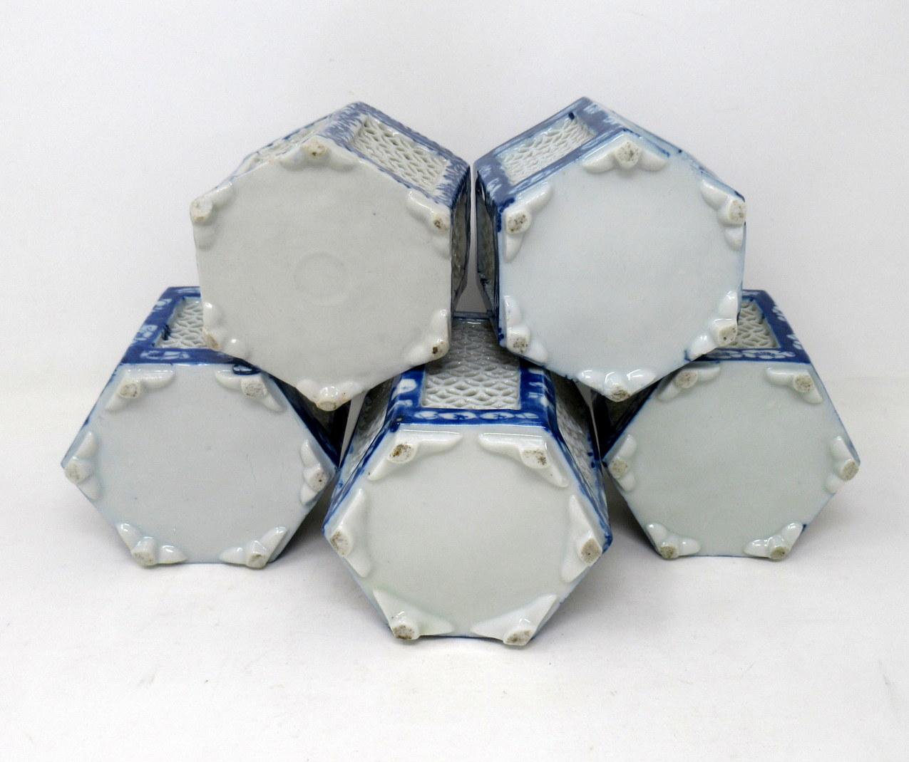Set Hand Painted Blue White Japane Chinese Reticulated Hexagonal Porcelain Vases 2