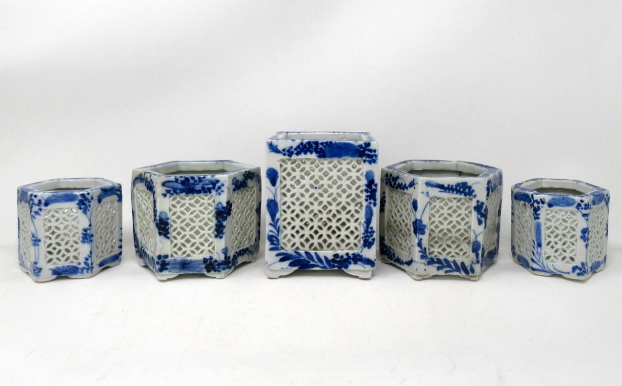 Set Hand Painted Blue White Japane Chinese Reticulated Hexagonal Porcelain Vases 3