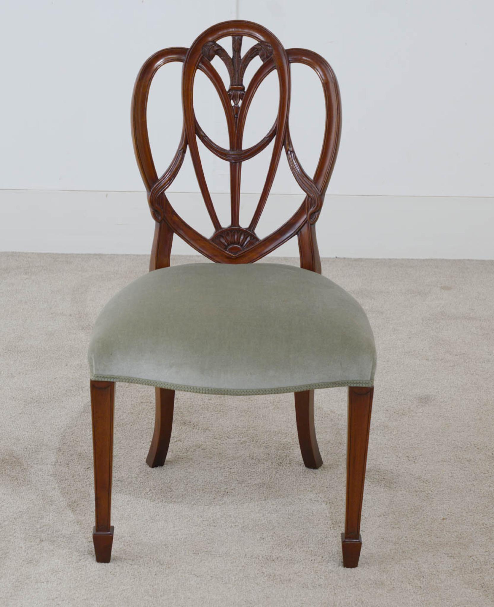 Set Hepplewhite Dining Chairs 8 Mahogany Diners en vente 2