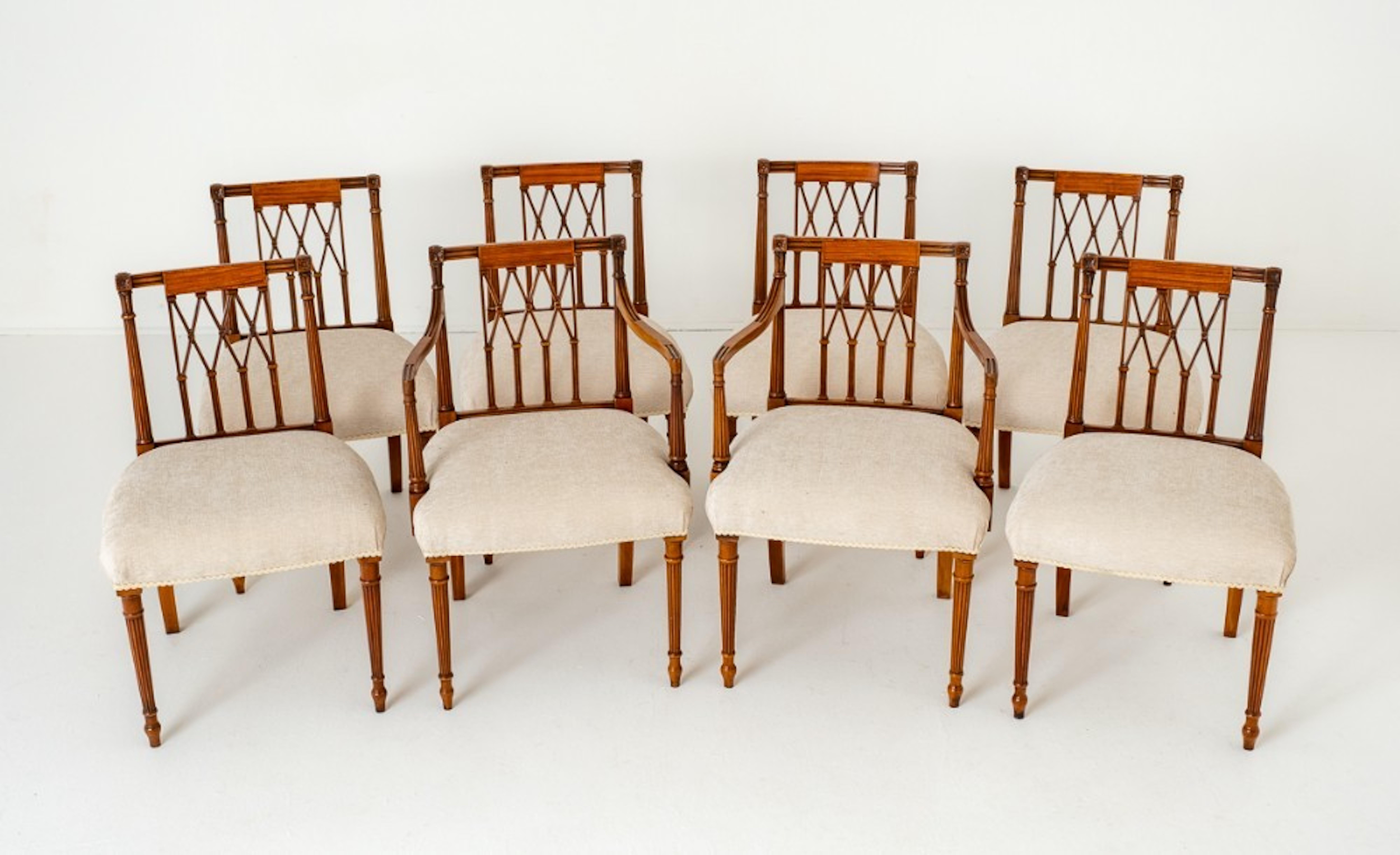 Set Hepplewhite Dining Chairs Satinwood 8 In Good Condition In Potters Bar, GB