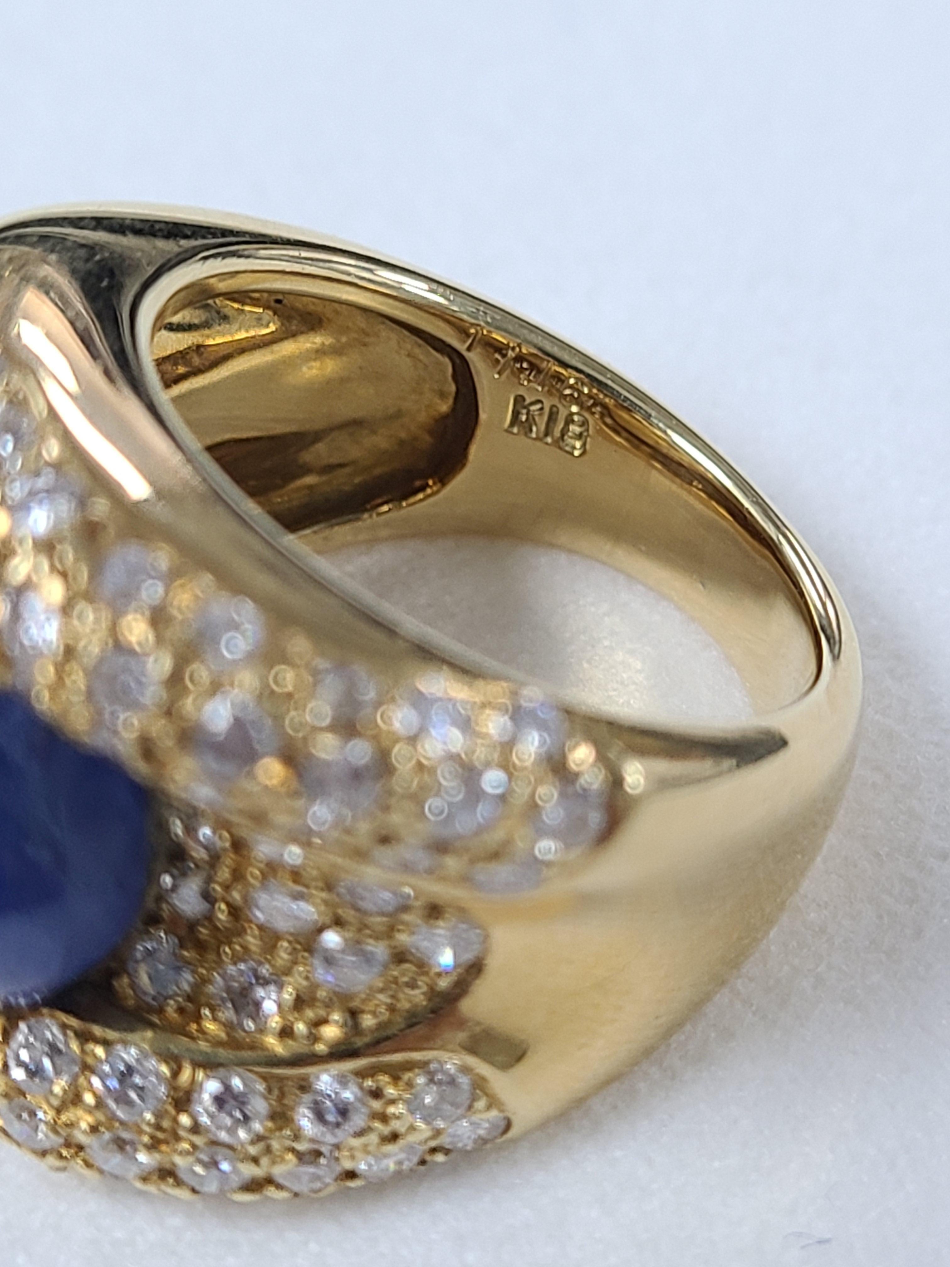 18 karat gold sapphire ring