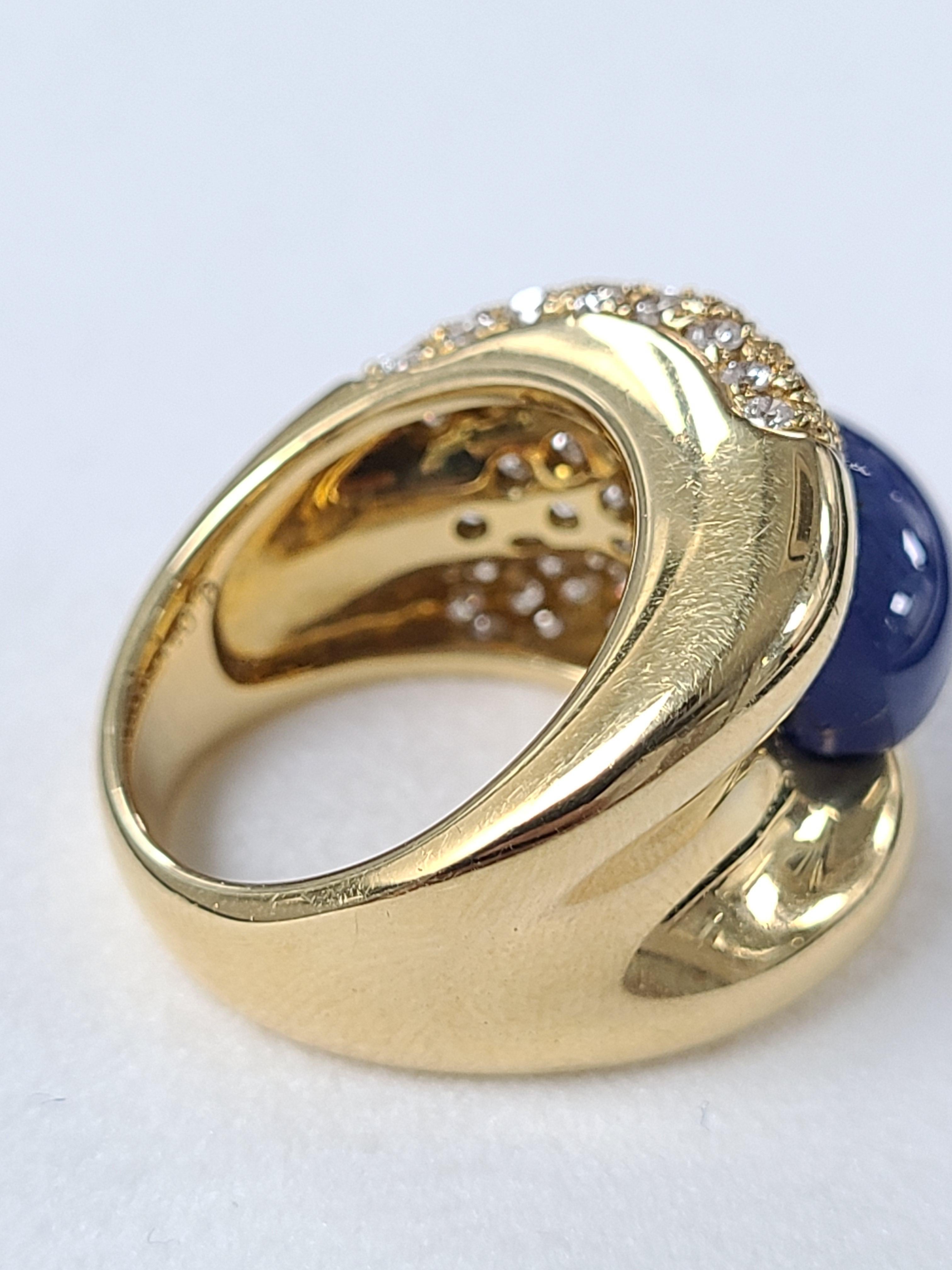 18 Karat Gold 11.16 Carat Blue Sapphire Cabochon Ring 1