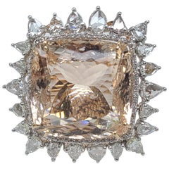 18 Karat Gold 32.36 Carat Morganite Ring with Rose Cut Diamond