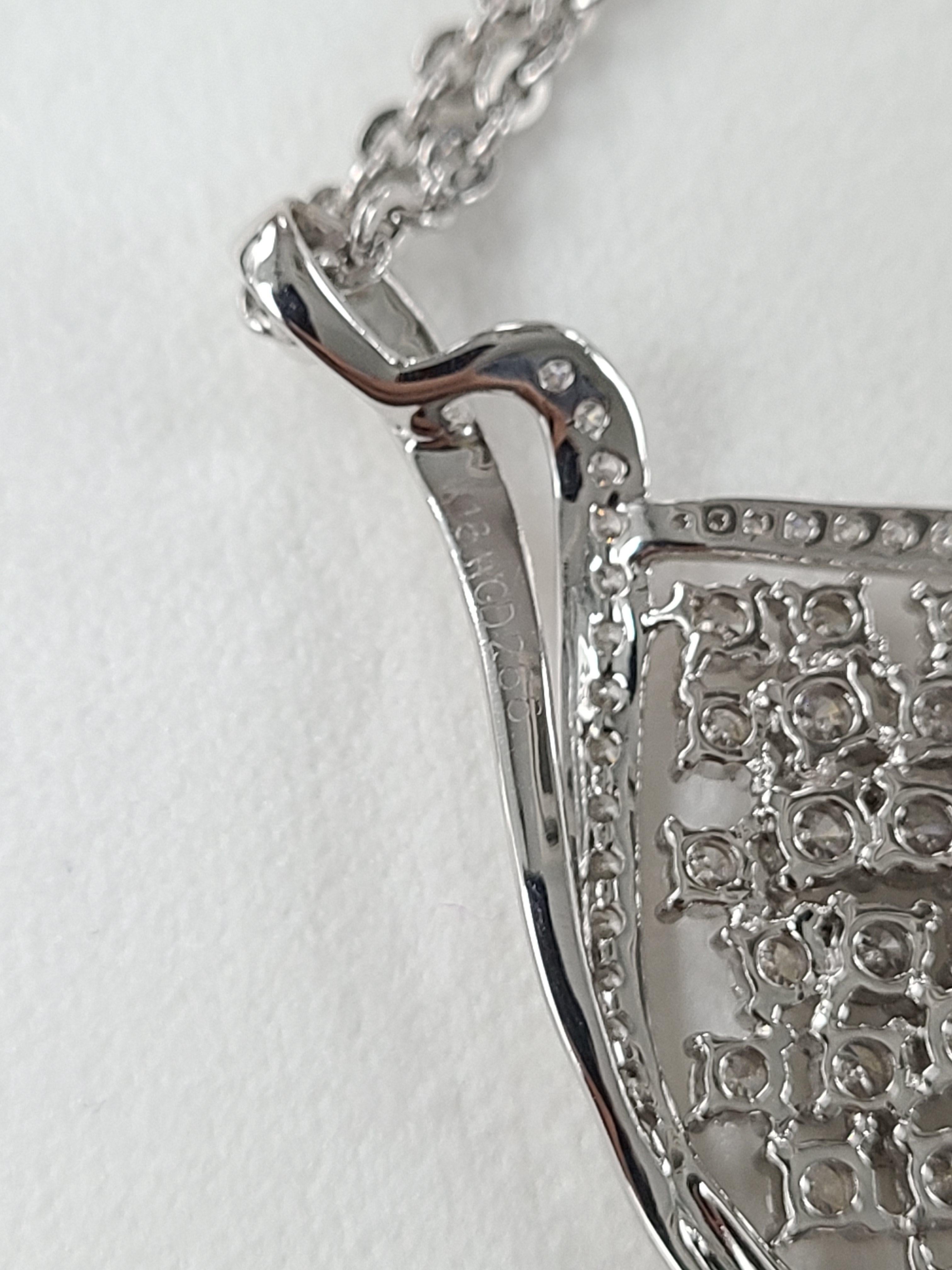 Ciondolo con diamante in oro bianco 18 carati in vendita 3