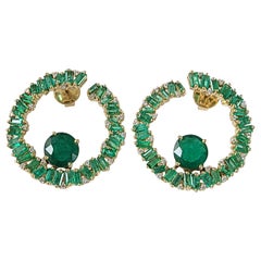 18 Karat Gold Natural Emerald Earrings/Studs