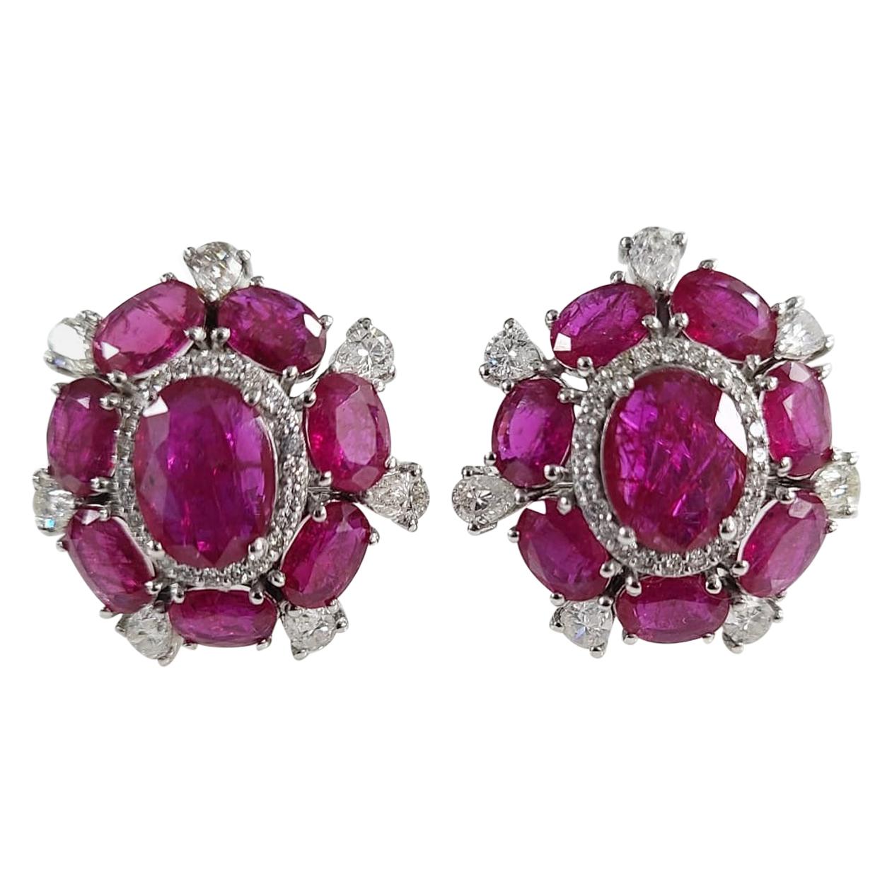 18 Karat Gold Natural Ruby and Diamonds Cluster Style Stud Earrings