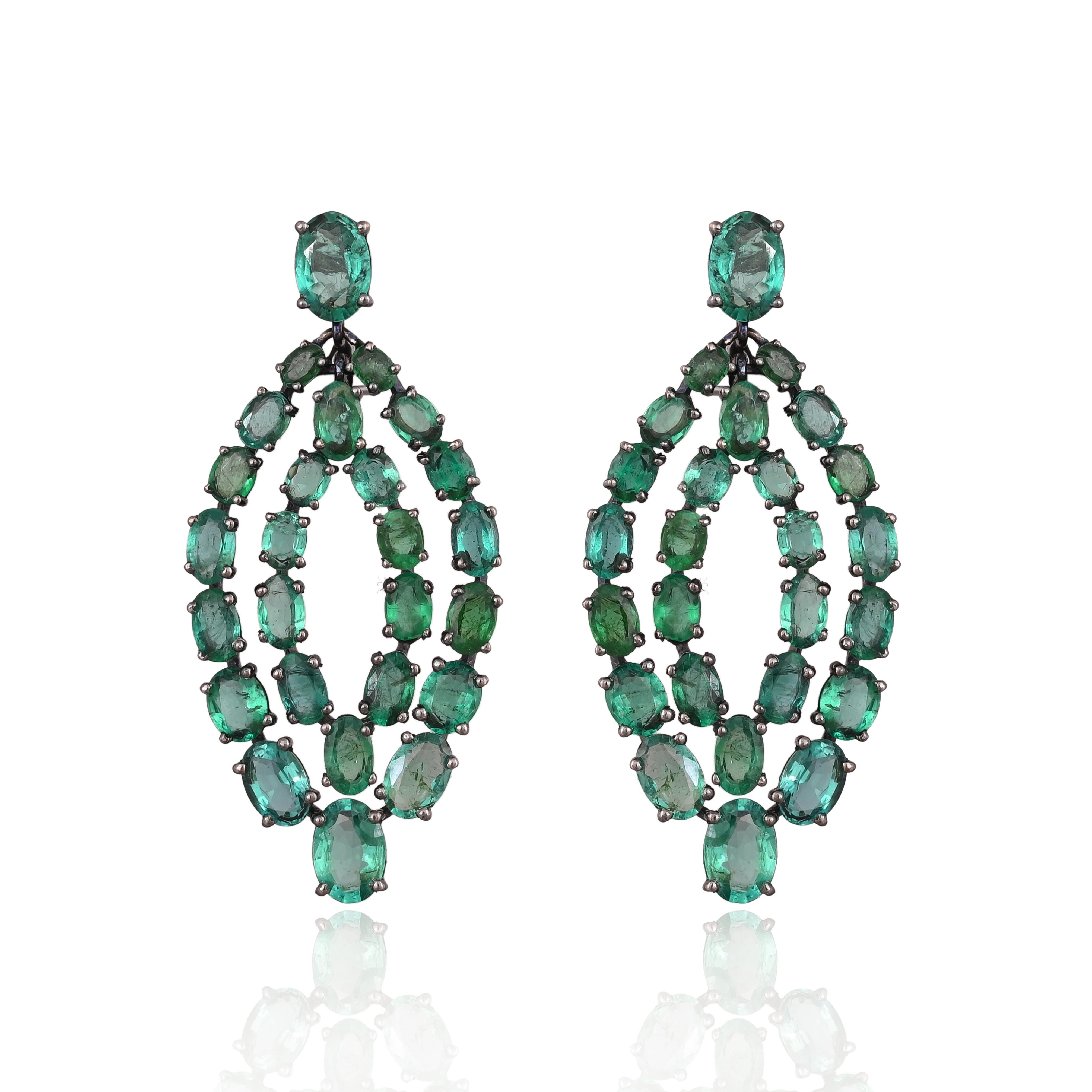 Set in 18k Black Gold, 12.54 Carats, Natural Zambian Emerald Dangle Earrings For Sale