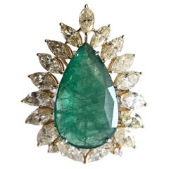 Set in 18K Gold, 10.13 carats, Zambian Emerald & Yellow Diamonds Engagement Ring