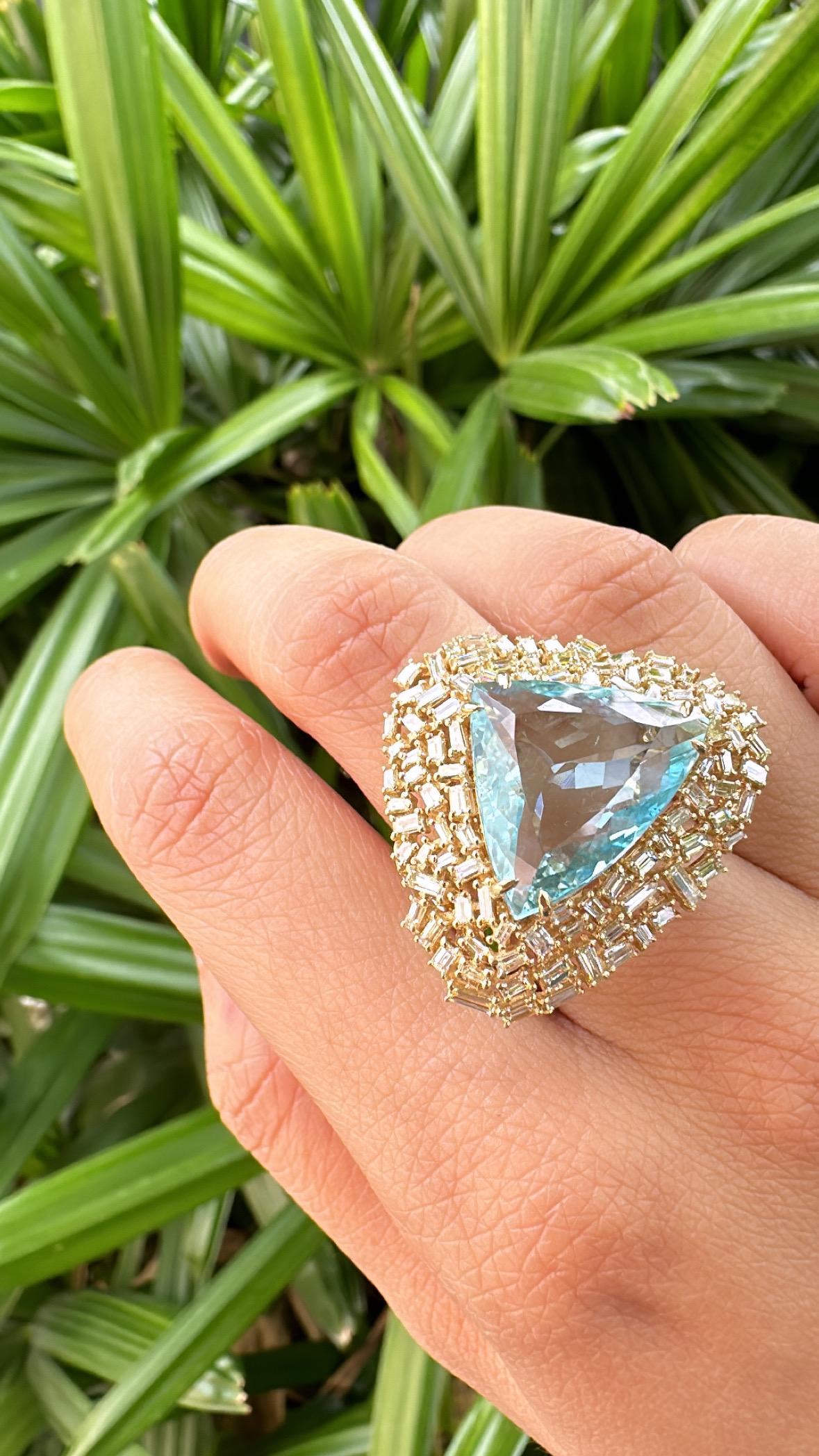 da uomo o donna Anello da cocktail con acquamarina e diamanti baguette in oro 18 carati, 10,23 carati in vendita