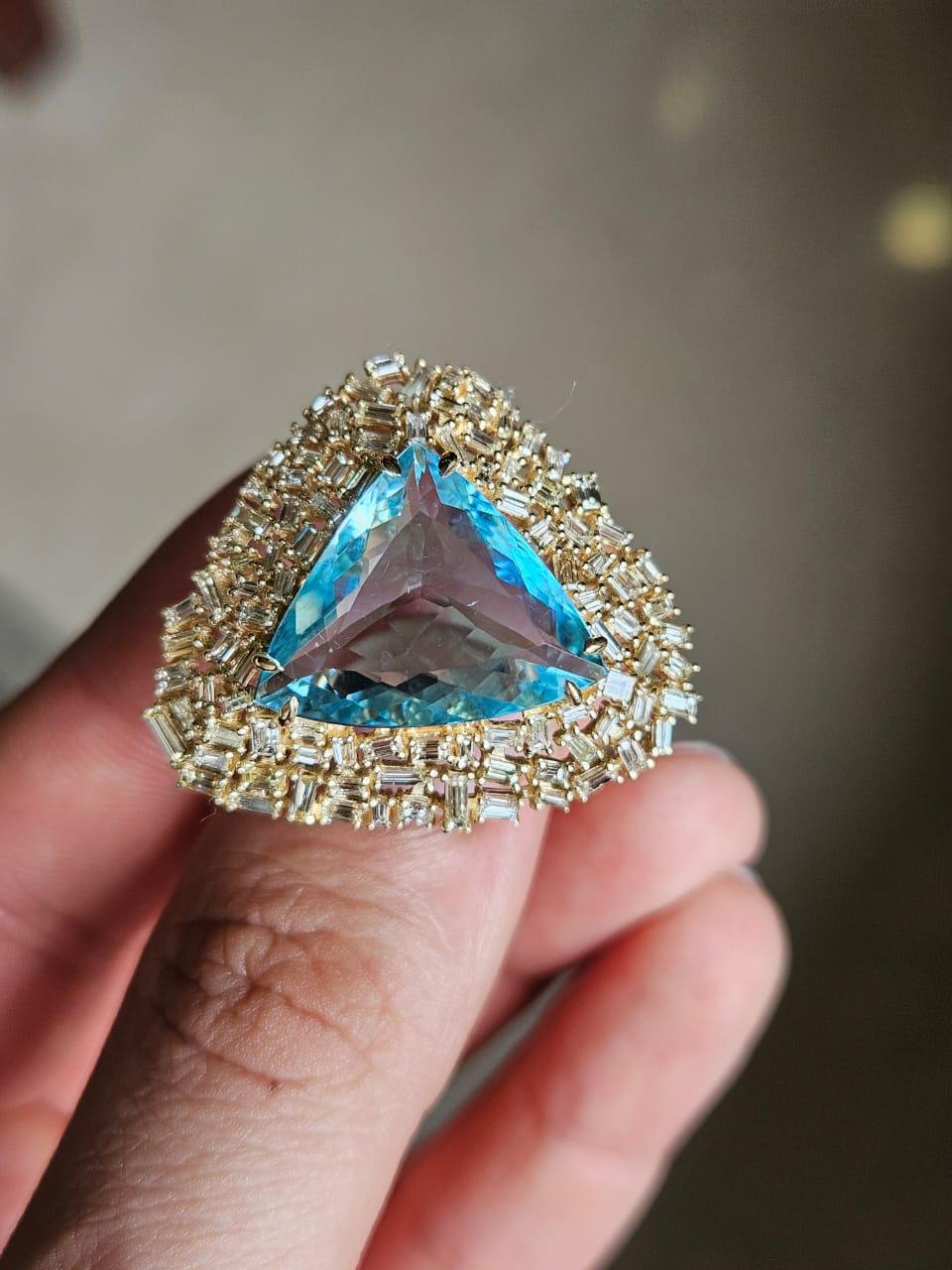 Anello da cocktail con acquamarina e diamanti baguette in oro 18 carati, 10,23 carati in vendita 1