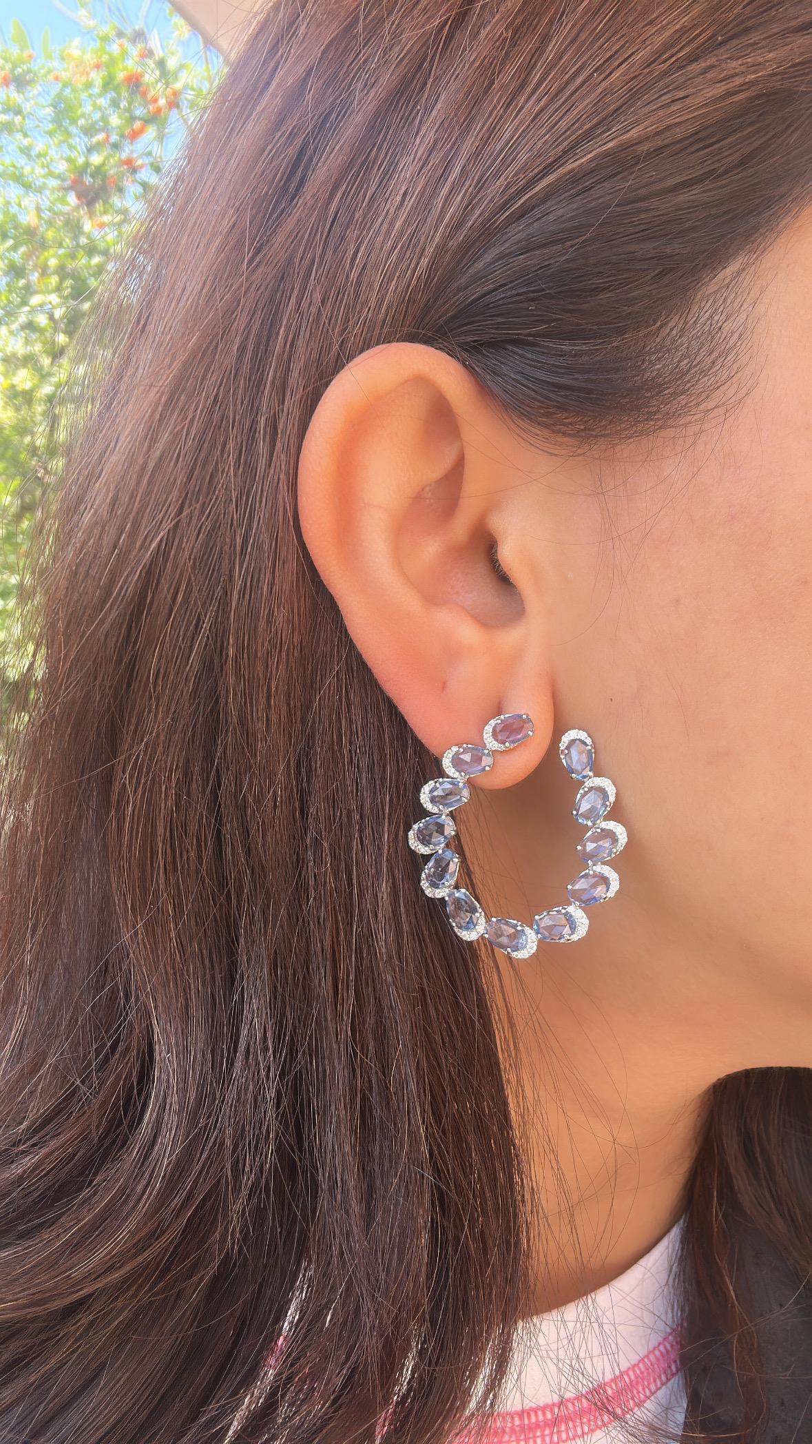 Créoles en or 18 carats, 10,44 carats, saphirs bleus de Ceylan et diamants en vente 3