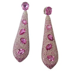 Boucles d'oreilles chandelier en or 18 carats, saphirs roses de Ceylan de 10,56 carats et diamants