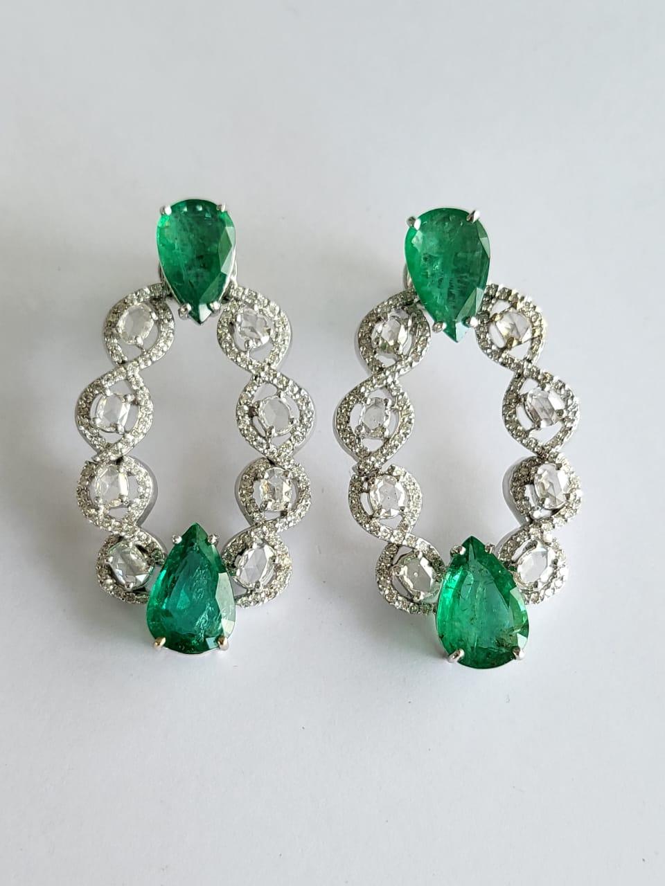 Set in 18k Gold, 10.62 Carats Zambian Emerald & Rose Cut Diamonds Earrings In New Condition For Sale In Hong Kong, HK