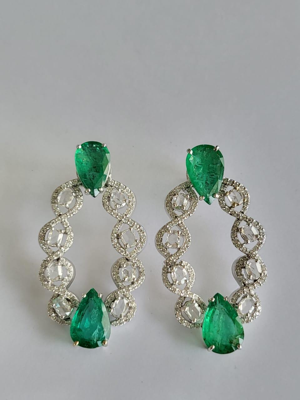 Women's or Men's Set in 18k Gold, 10.62 Carats Zambian Emerald & Rose Cut Diamonds Earrings For Sale