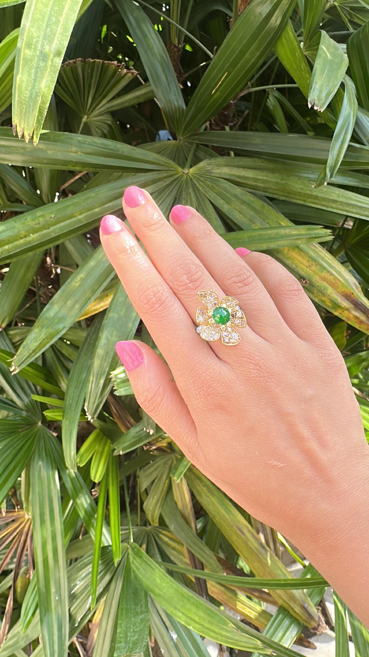 Anello di fidanzamento in oro 18 carati, giada e diamanti gialli da 1,07 carati in vendita 5