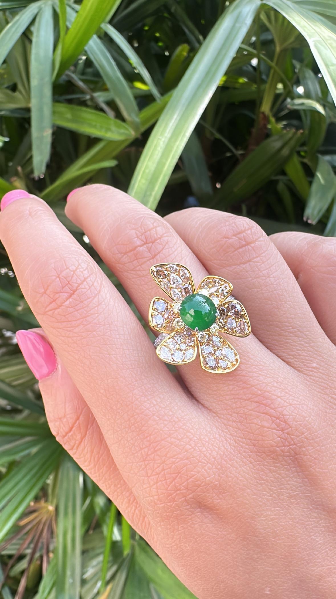 Anello di fidanzamento in oro 18 carati, giada e diamanti gialli da 1,07 carati in vendita 6