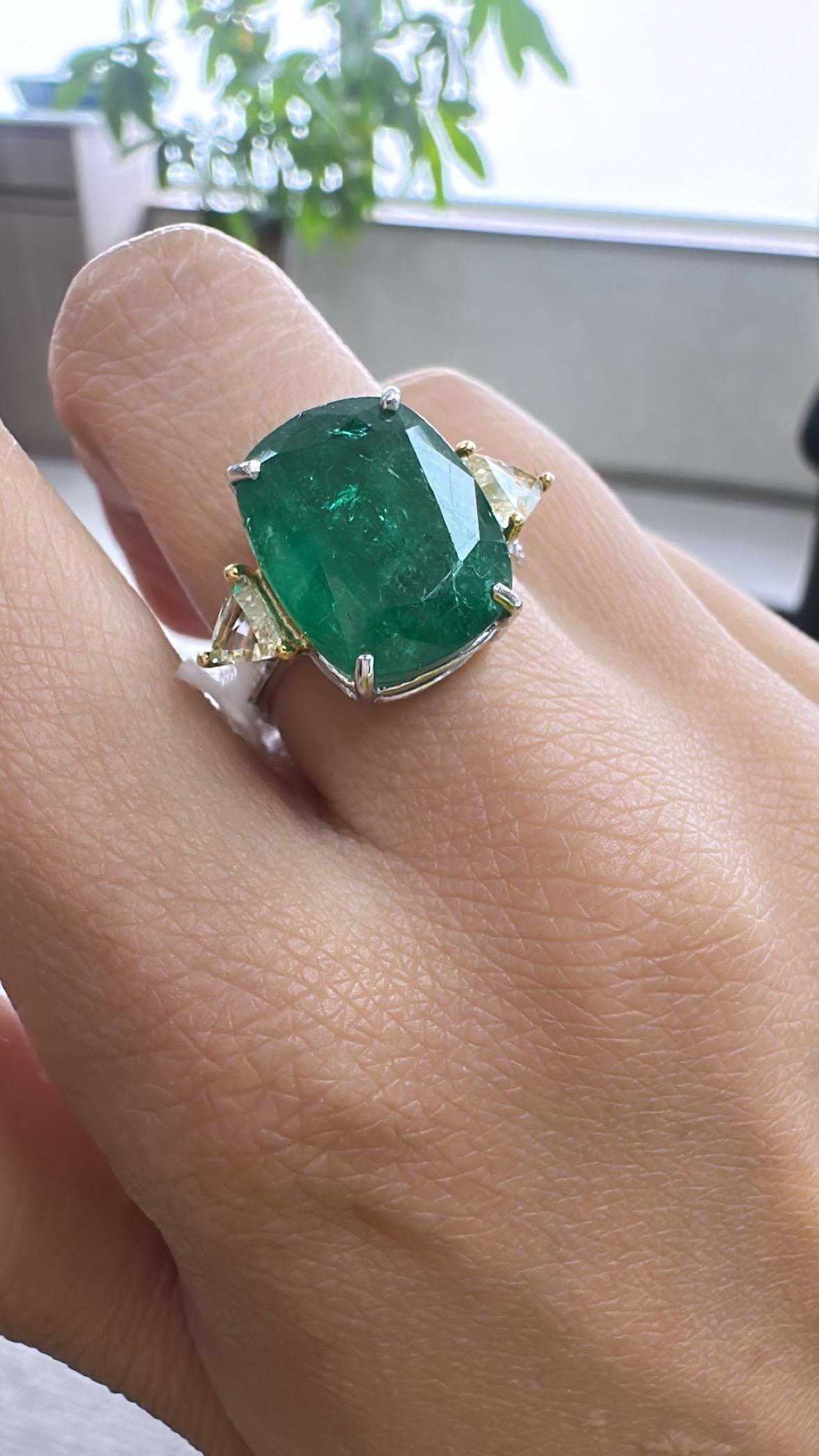 Anello di fidanzamento in oro 18K con smeraldo dello Zambia e diamanti taglio rosa da 10,85 carati in vendita 2