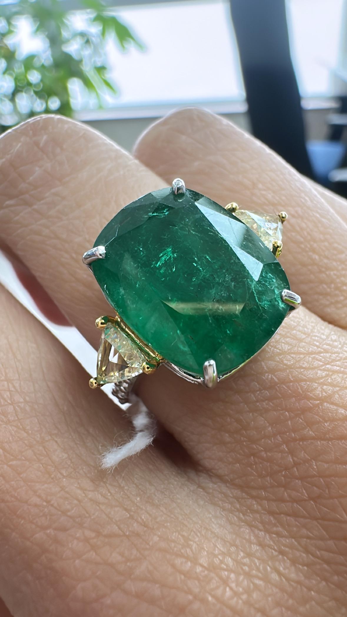Anello di fidanzamento in oro 18K con smeraldo dello Zambia e diamanti taglio rosa da 10,85 carati in vendita 3