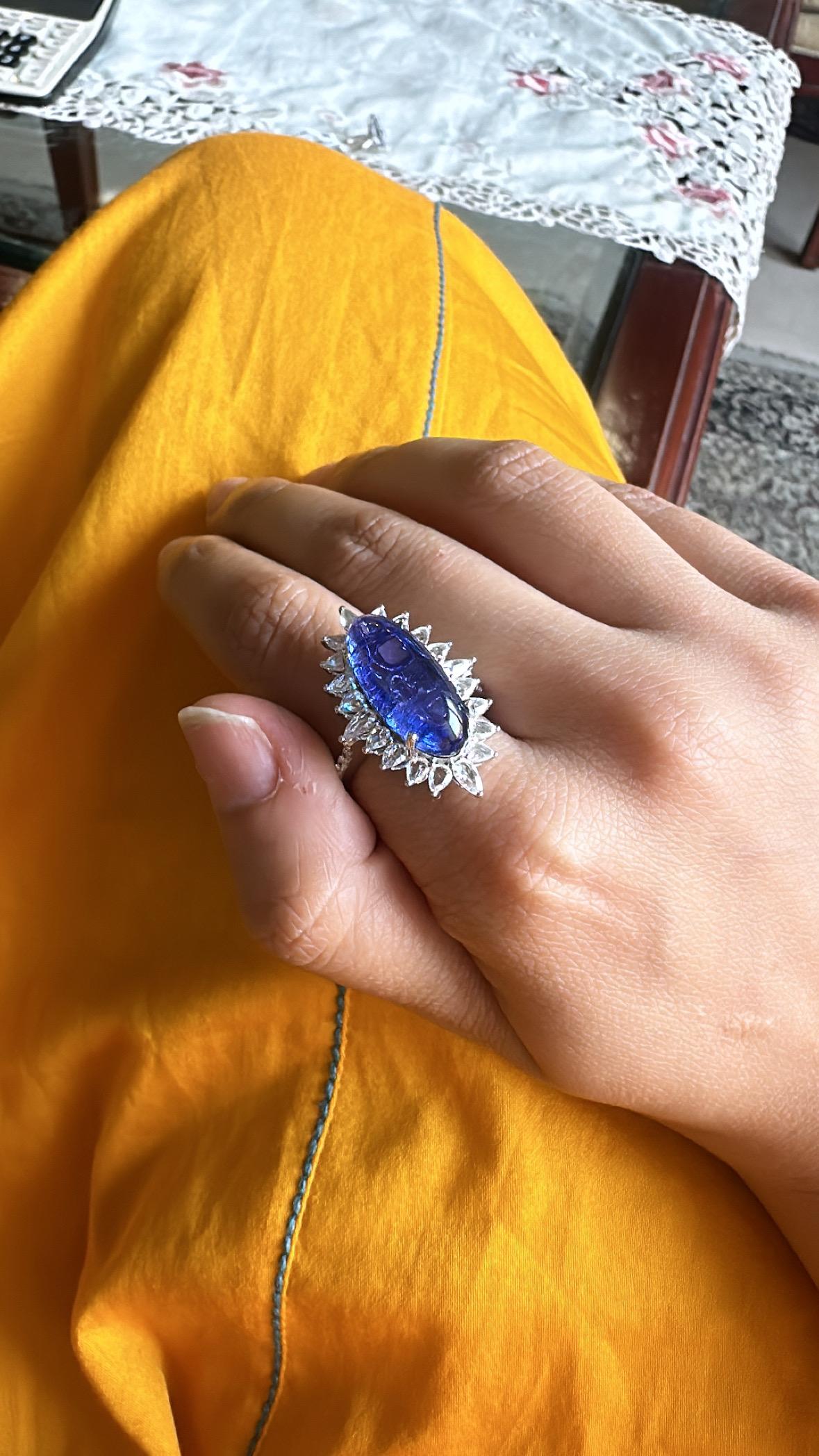 Set in 18K Gold, 10.88 carats, Tanzanite & Rose Cut Diamonds Dome Cocktail Ring For Sale 1