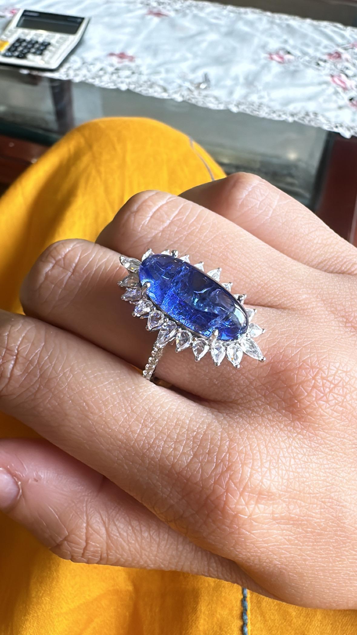 Set in 18K Gold, 10.88 carats, Tanzanite & Rose Cut Diamonds Dome Cocktail Ring For Sale 4