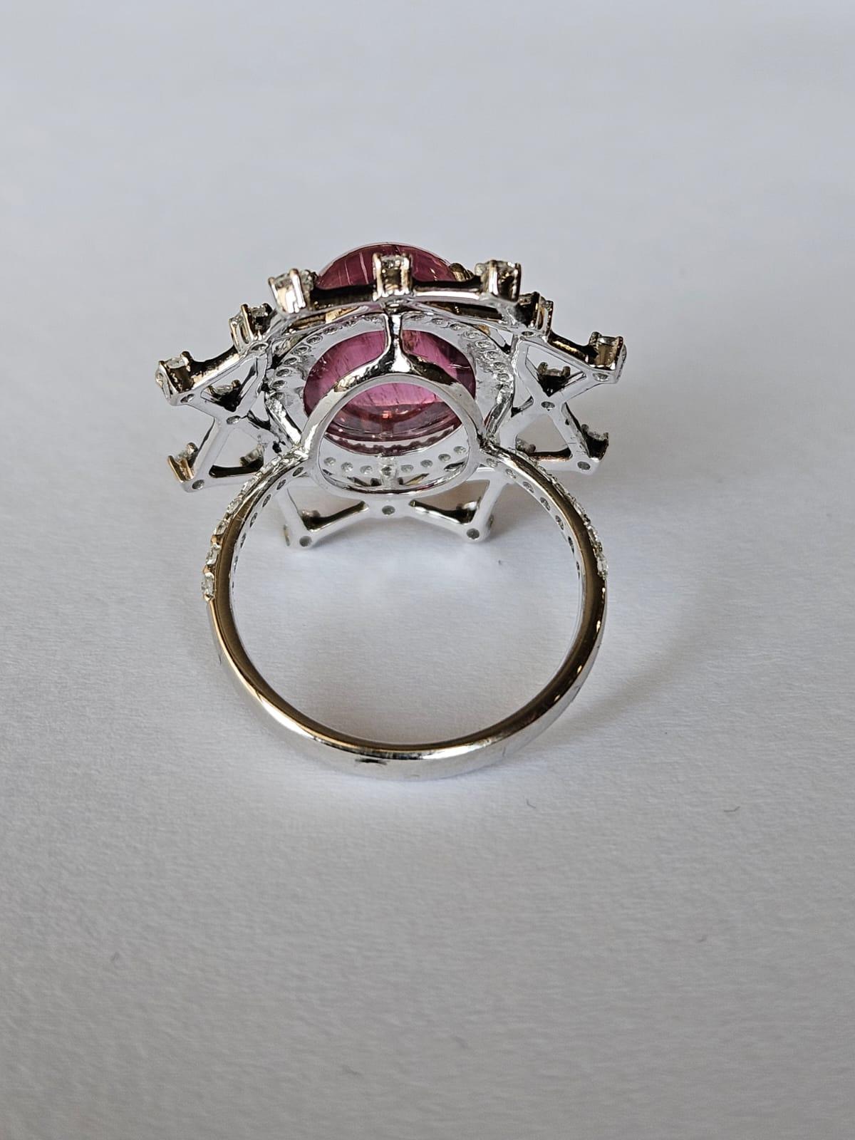 Art Deco Set in 18K Gold, 12.18 carats, Tourmaline, Black Enamel & Diamonds Cocktail Ring For Sale
