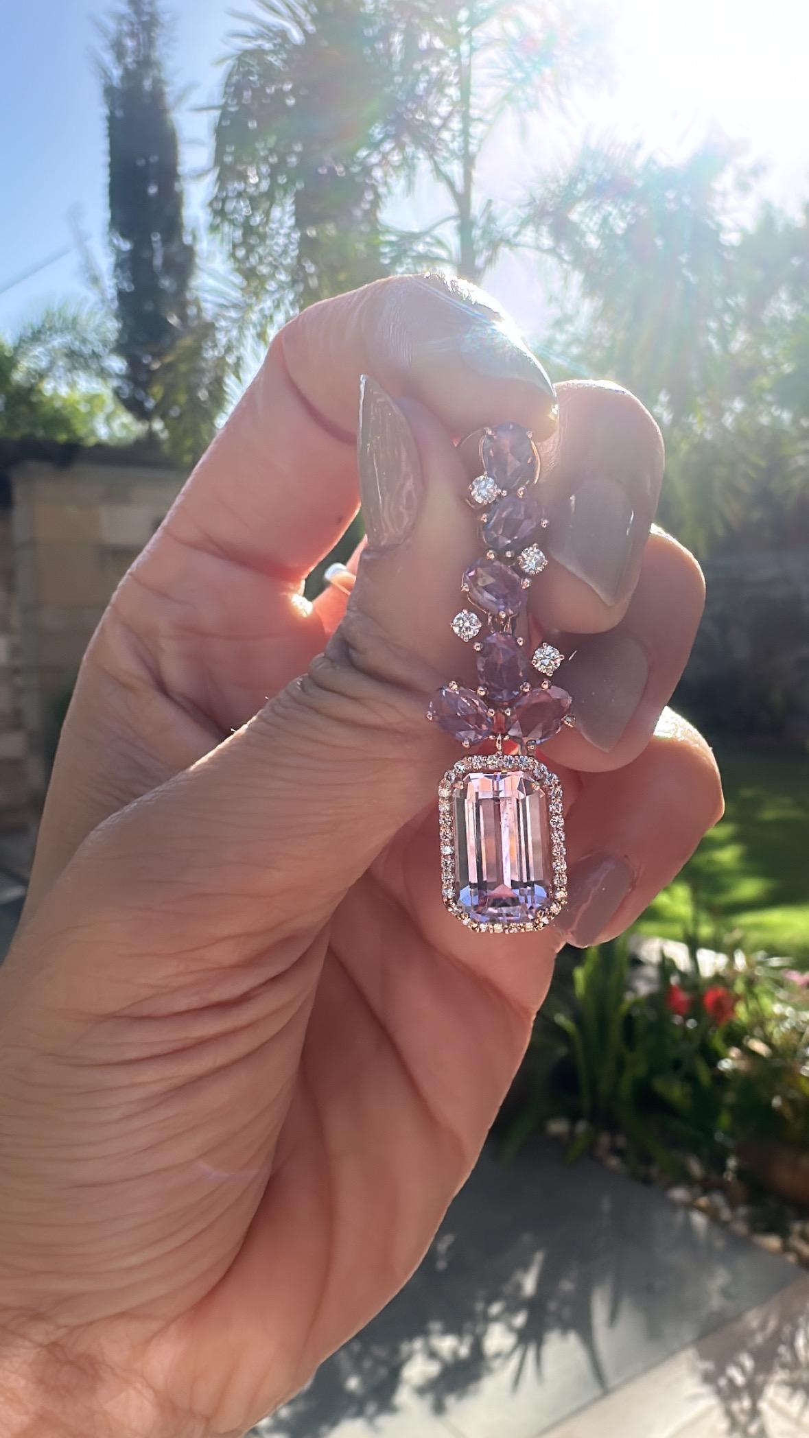 Ohrhänger aus 18 Karat Gold, 12,43 Karat Kunznite, rosa Saphiren und Diamanten im Angebot 4