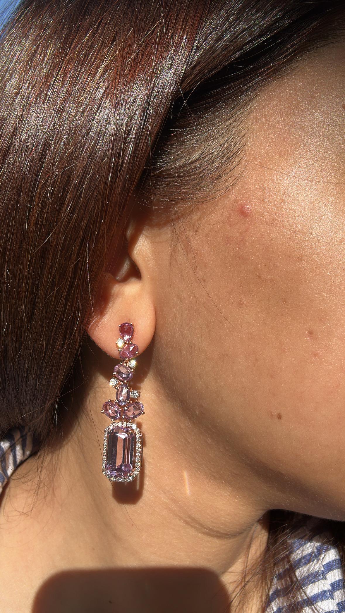Ohrhänger aus 18 Karat Gold, 12,43 Karat Kunznite, rosa Saphiren und Diamanten für Damen oder Herren im Angebot