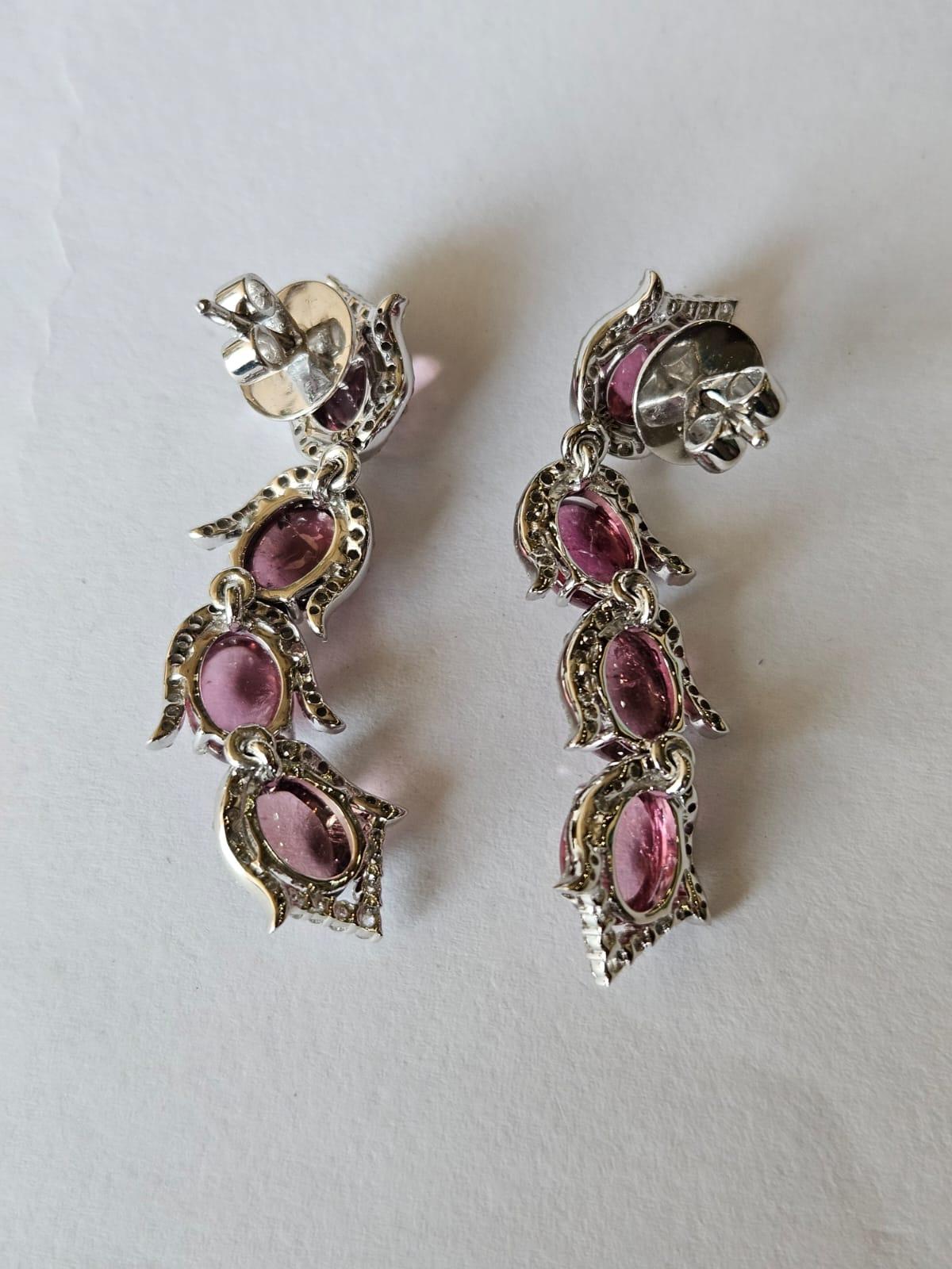 Modern Set in 18K Gold, 12.98 carat, Rubellite cabochons & Diamonds Chandelier Earrings For Sale