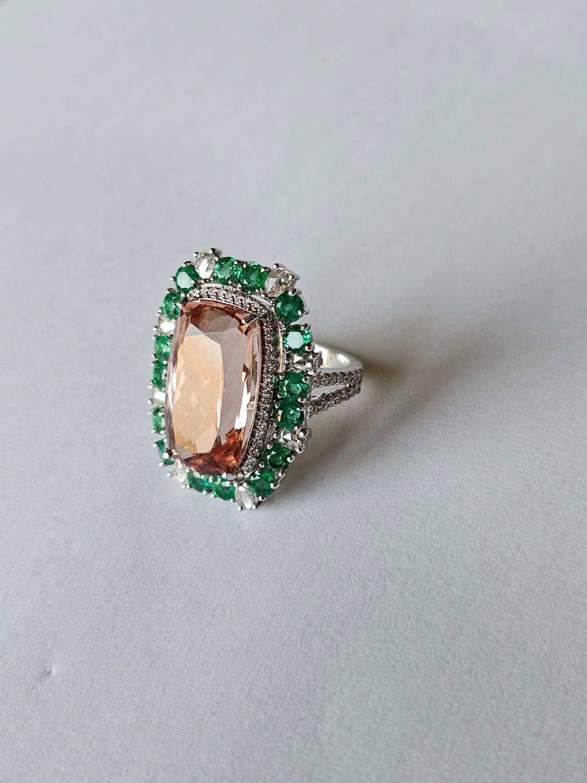 Cushion Cut Set in 18K Gold, 13.37 carat Morganite, Emerald & Rose cut Diamond Cocktail Ring For Sale