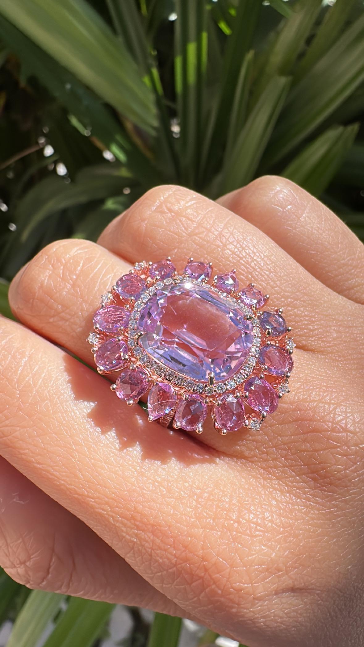 Set in 18K Gold, 13.75 carats, Kunzite, Pink Sapphires & Diamonds Cocktail Ring 5