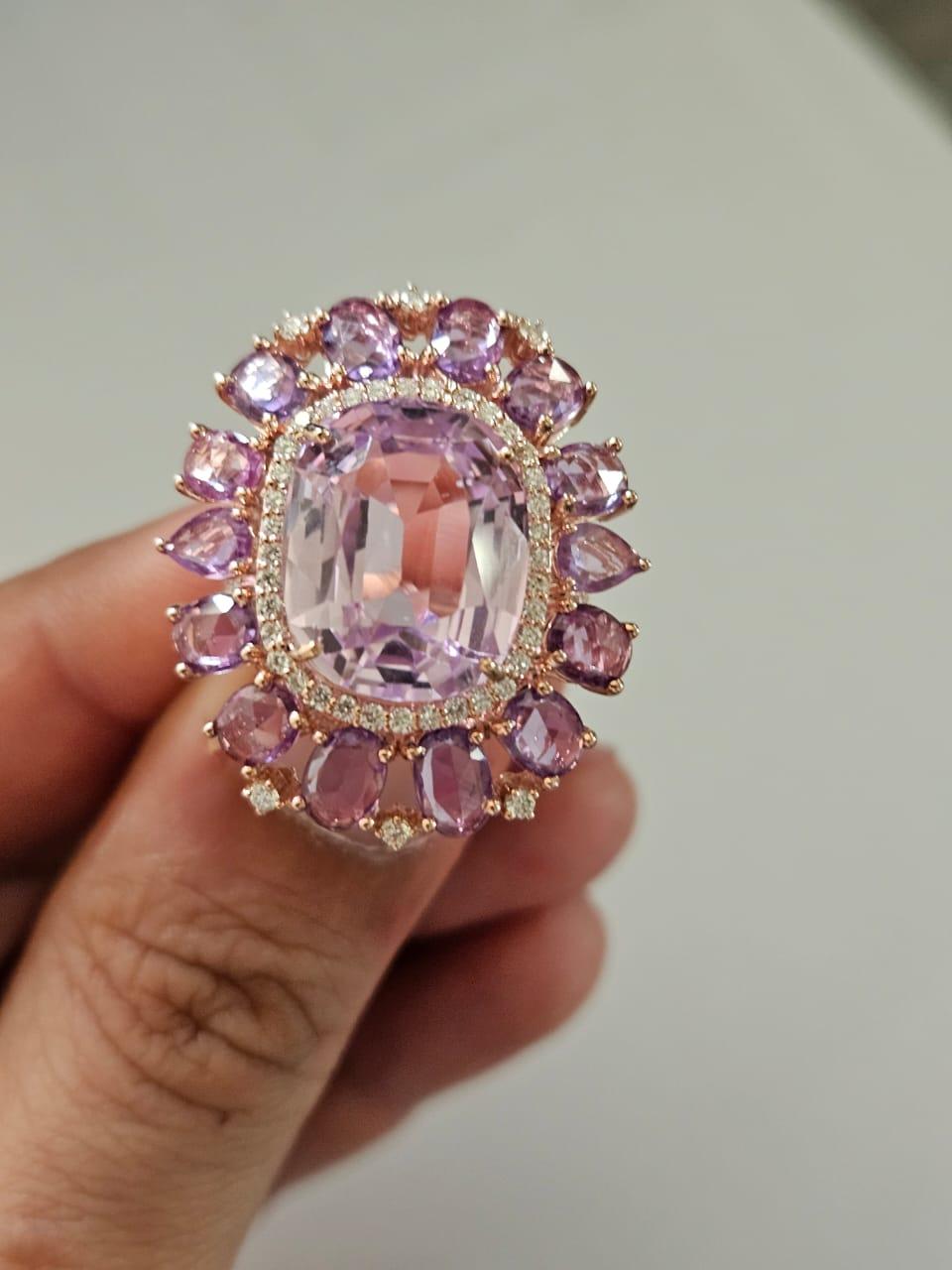 Modern Set in 18K Gold, 13.75 carats, Kunzite, Pink Sapphires & Diamonds Cocktail Ring