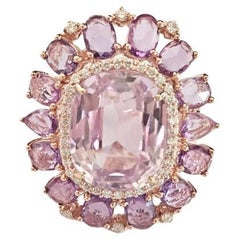 Set in 18K Gold, 13.75 carats, Kunzite, Pink Sapphires & Diamonds Cocktail Ring
