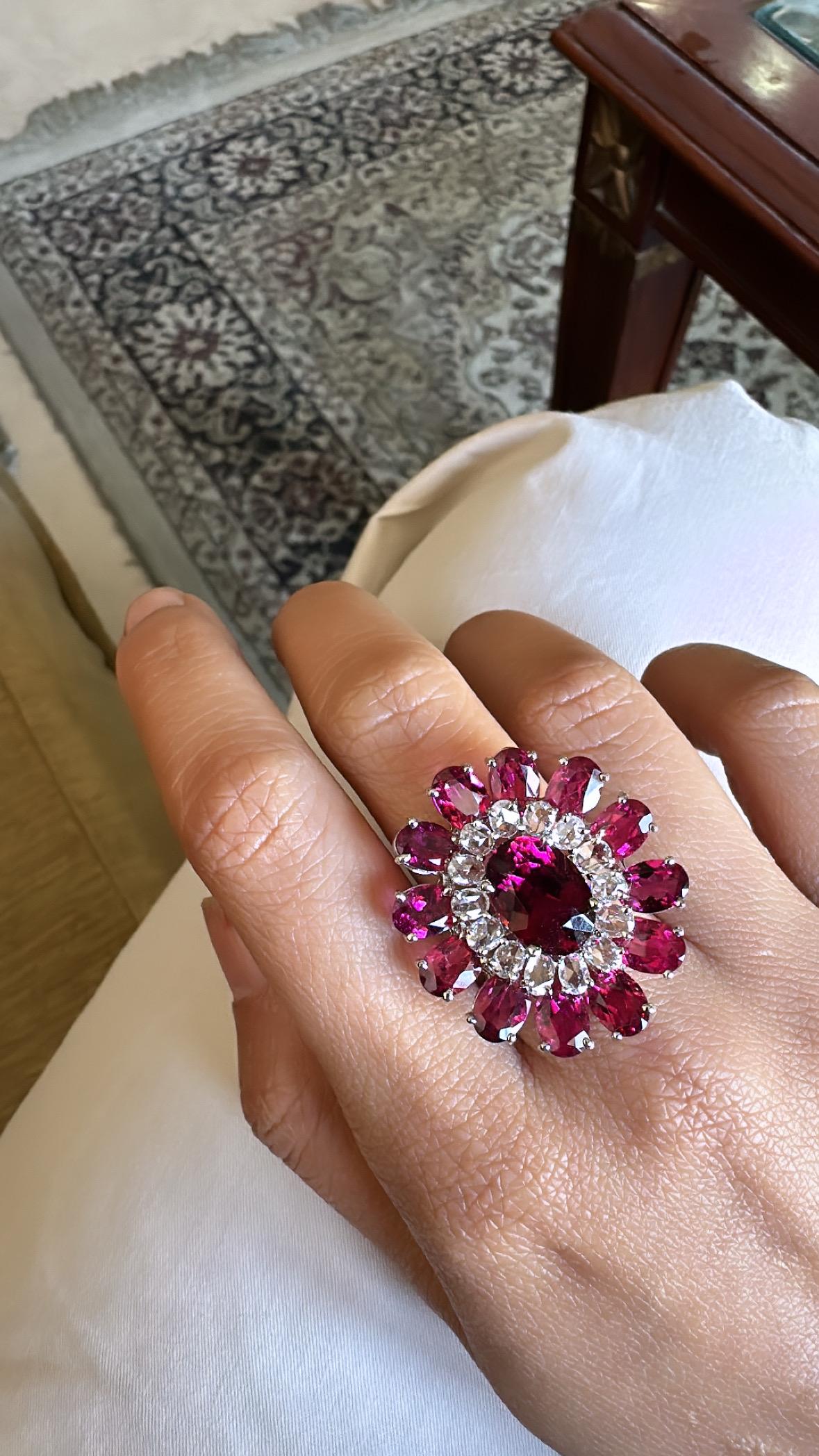 Set in 18K Gold, 14.42 carats Rubellite & Rose Cut Diamonds Cocktail Ring For Sale 2