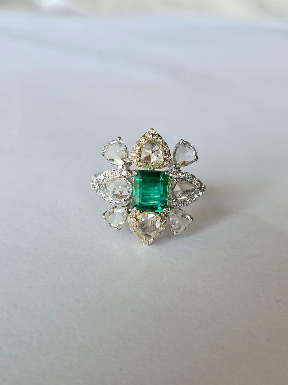 Set in 18K Gold, 1.52 carats Zambian Emerald & Rose Cut Diamonds Engagement Ring For Sale 1