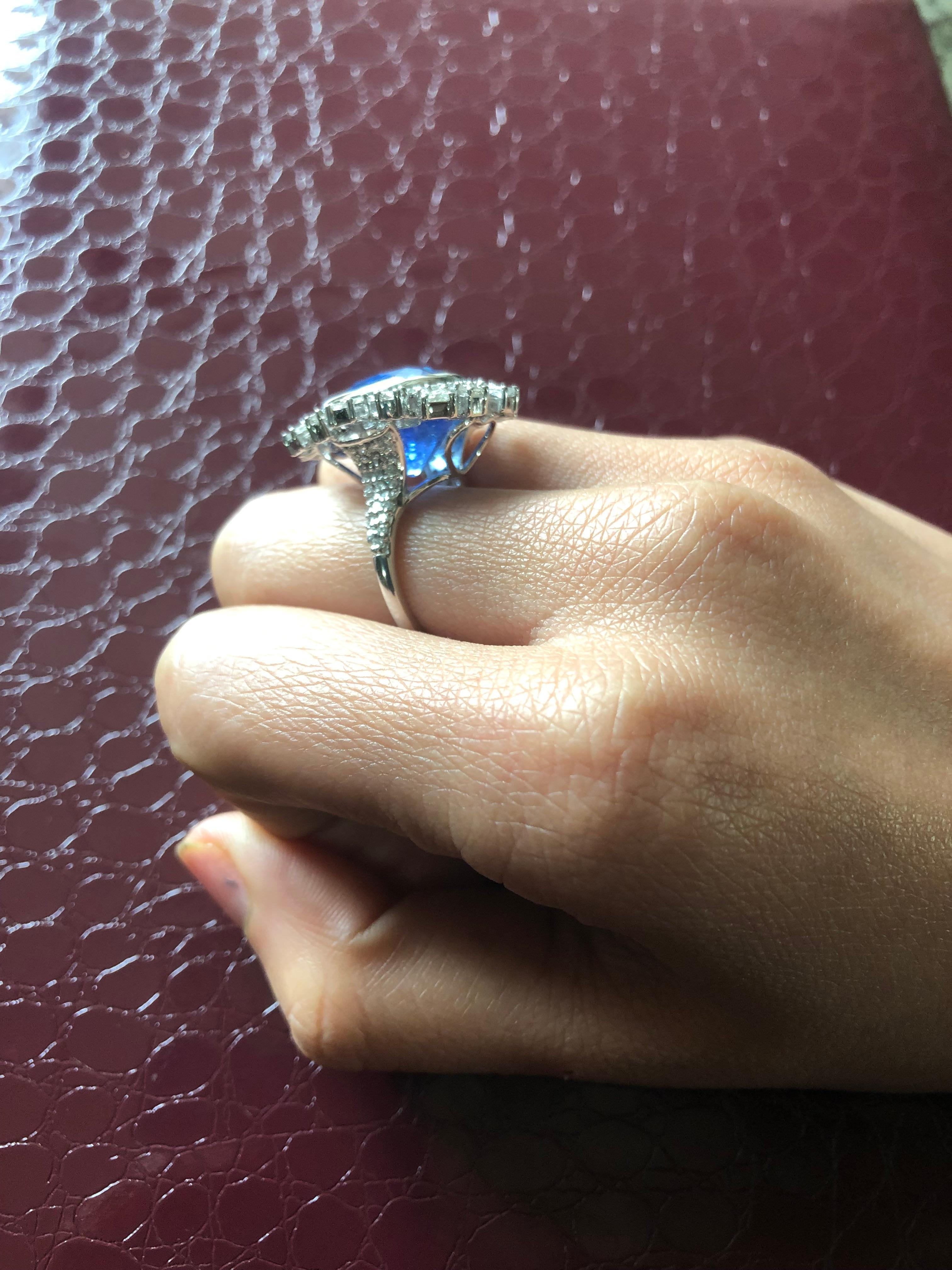 Princess Cut 18K gold  15.88 cts Burma Blue Sapphire and princess diamond cocktail ring For Sale