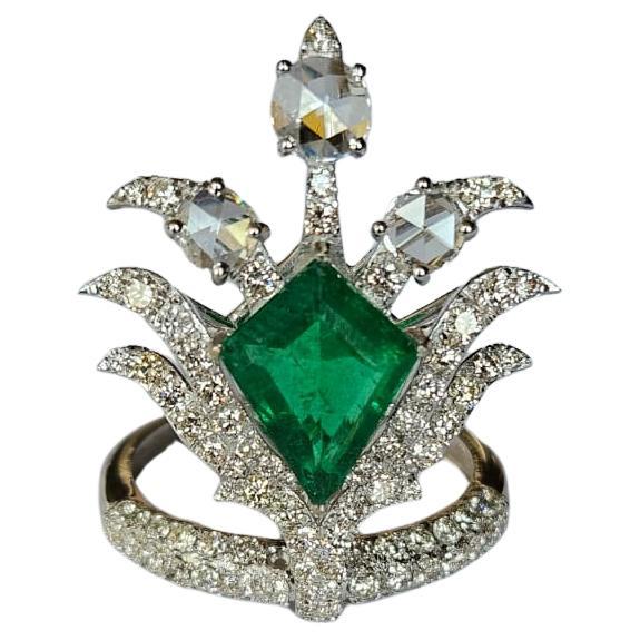 Set in 18K Gold, 1.70 carats, Zambian Emerald & Rose cut Diamonds Cocktail Ring