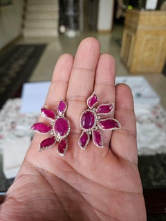 Set in 18K Gold, 18.55 carats, natural Mozambique Ruby & Diamonds Stud Earrings