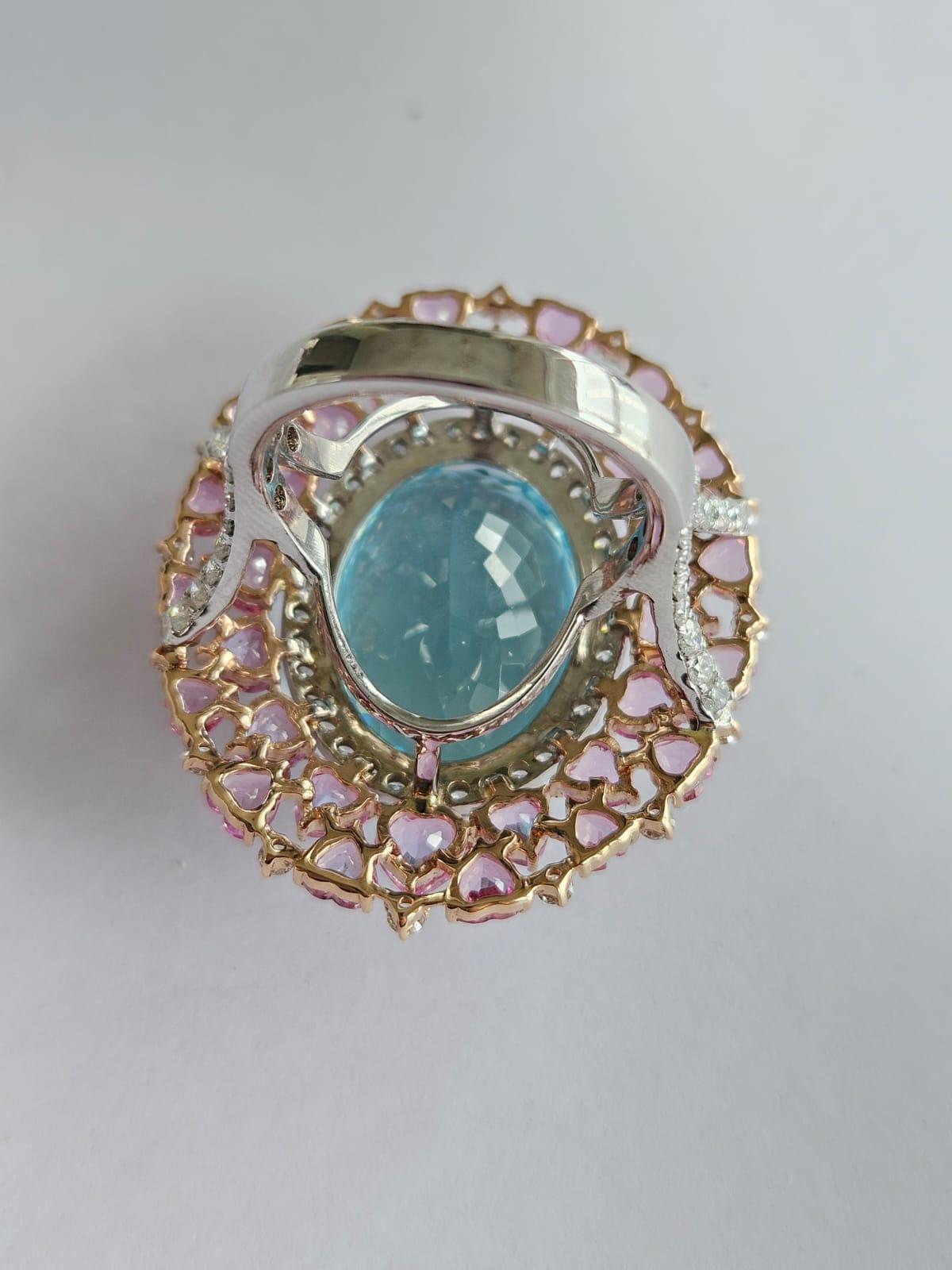 Modern Set in 18K Gold, 19.58 carats, Aquamarine, Pink Sapphire & Diamond Cocktail Ring For Sale