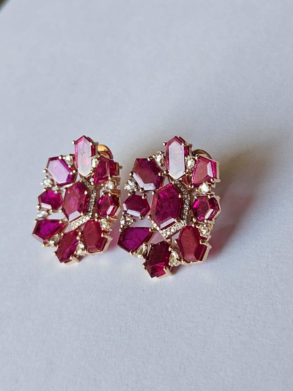 Shield Cut Set in 18K Gold, 21.78 carats, natural Mozambique Ruby & Diamonds Stud Earrings